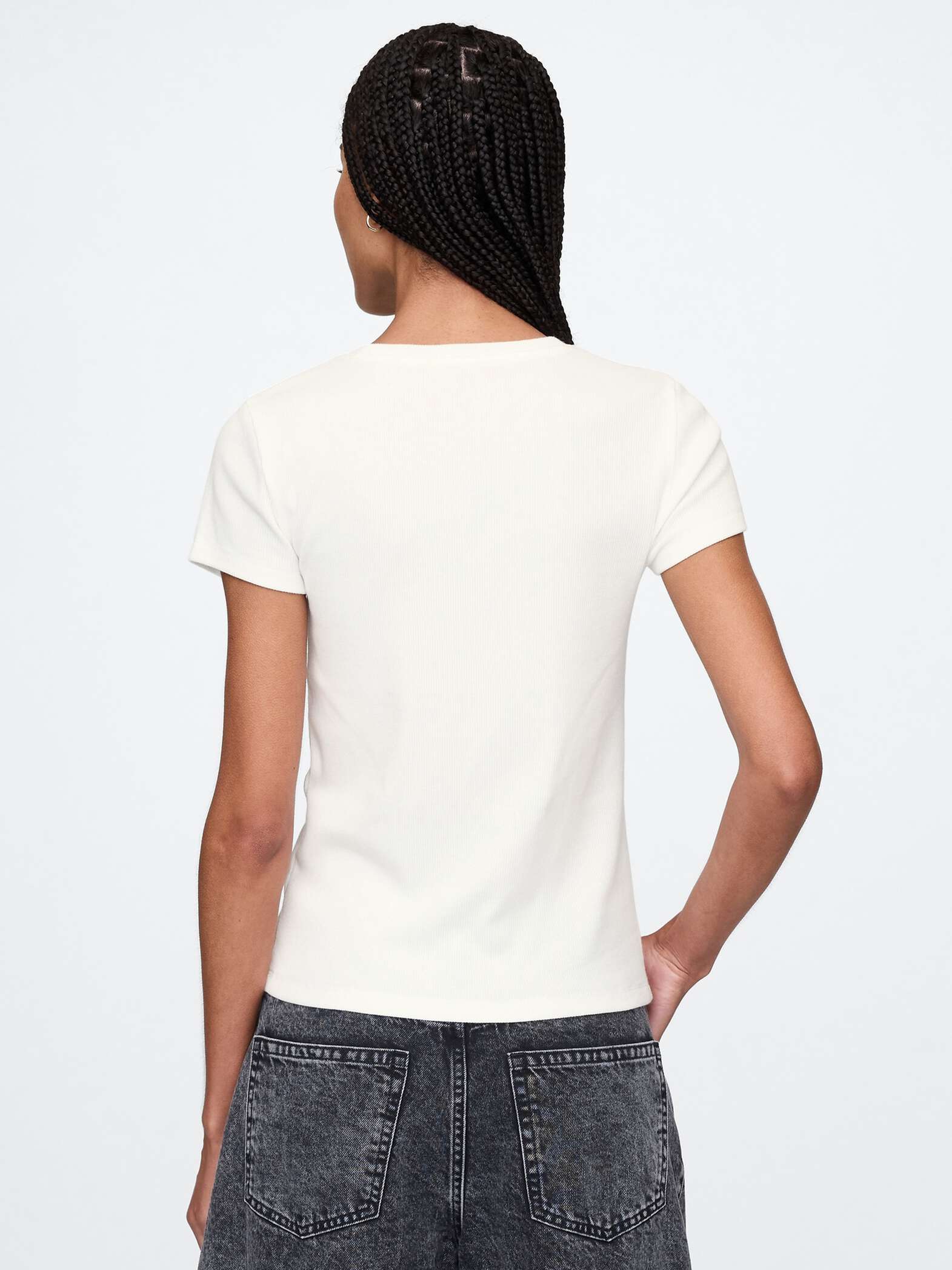 T-shirt bianca in cotone e modal elasticizzato Gap_2