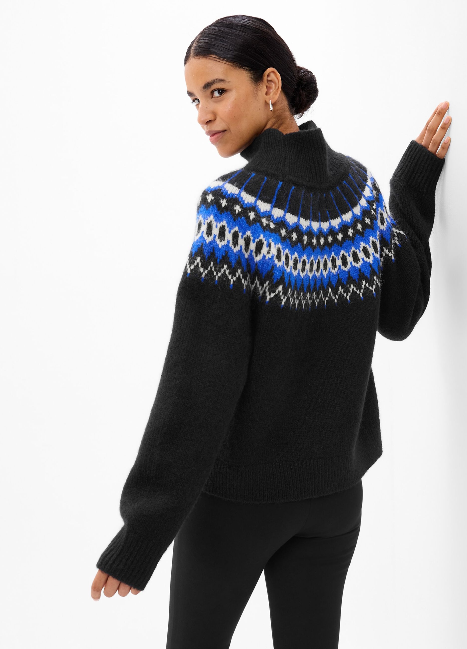 Pullover with Norwegian jacquard design_1