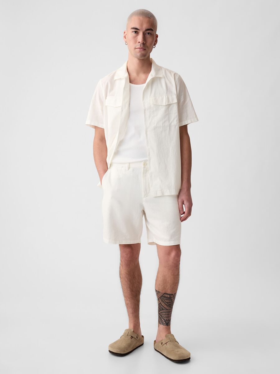 Bermuda in lino e cotone Uomo_0