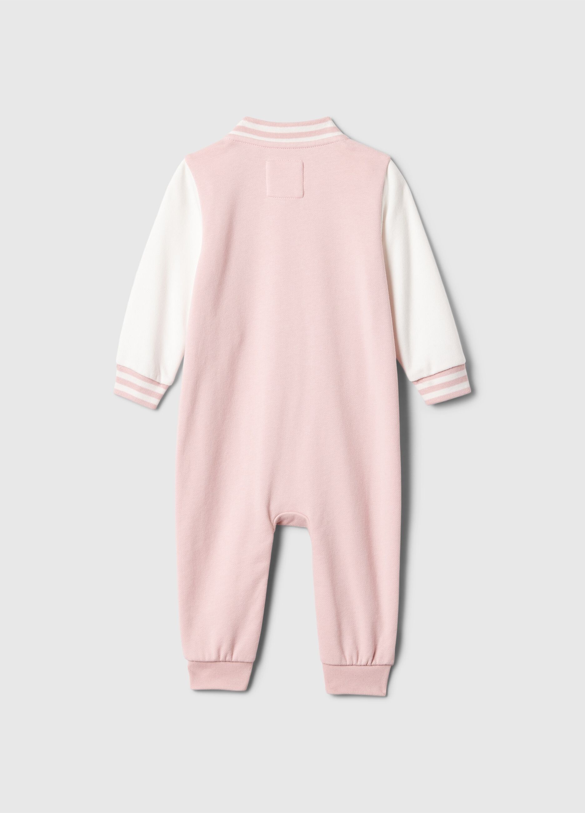 Tutina varsity con ricamo orsetto e lettering_1