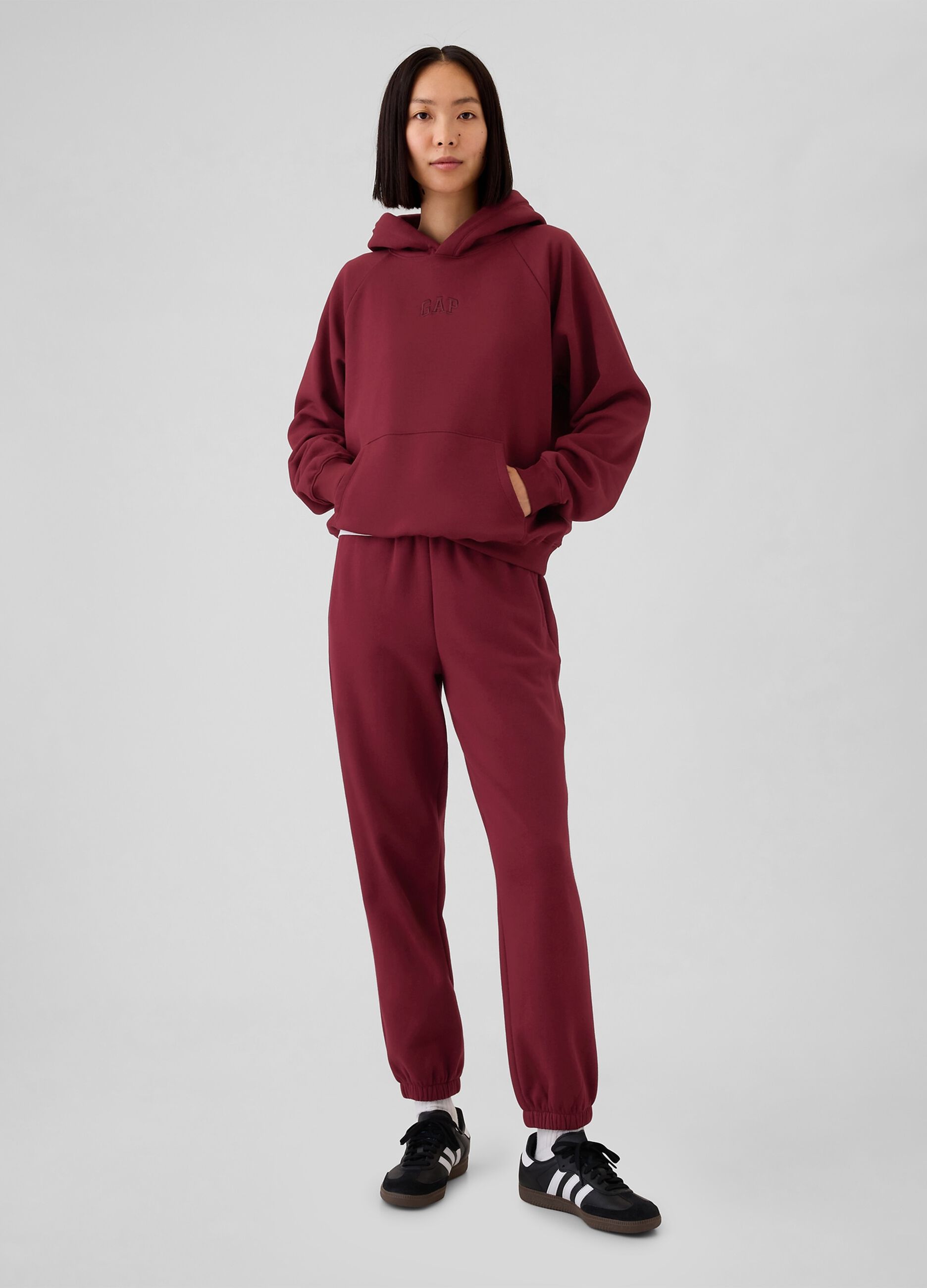 Felpa con cappuccio maniche raglan_1