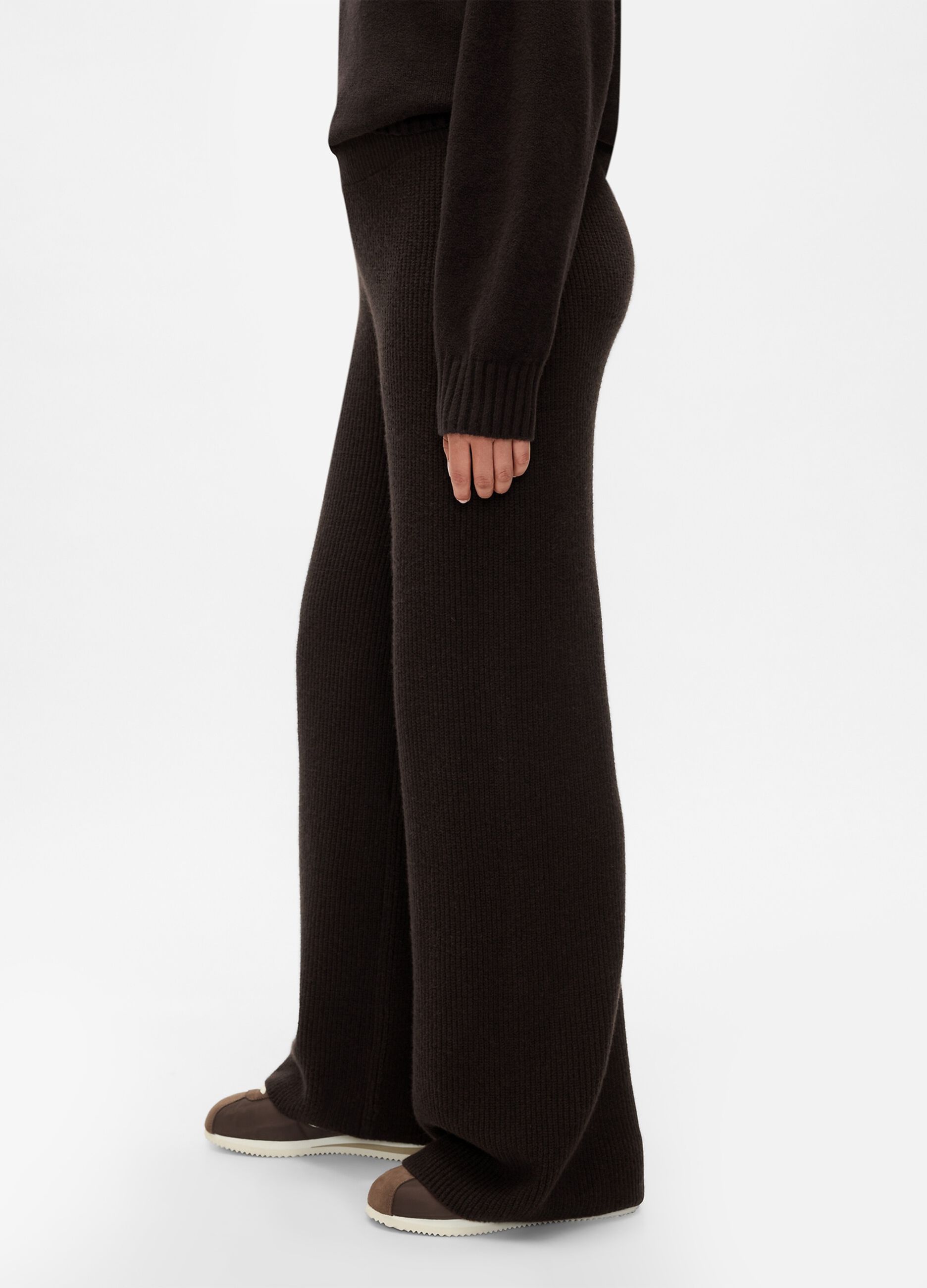 Pantalone a gamba larga a costine_3