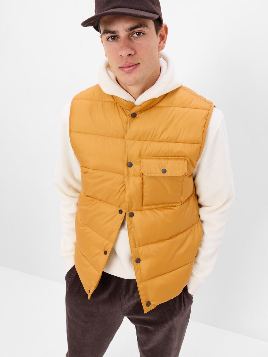 Quilted gilet with buttons Man_0
