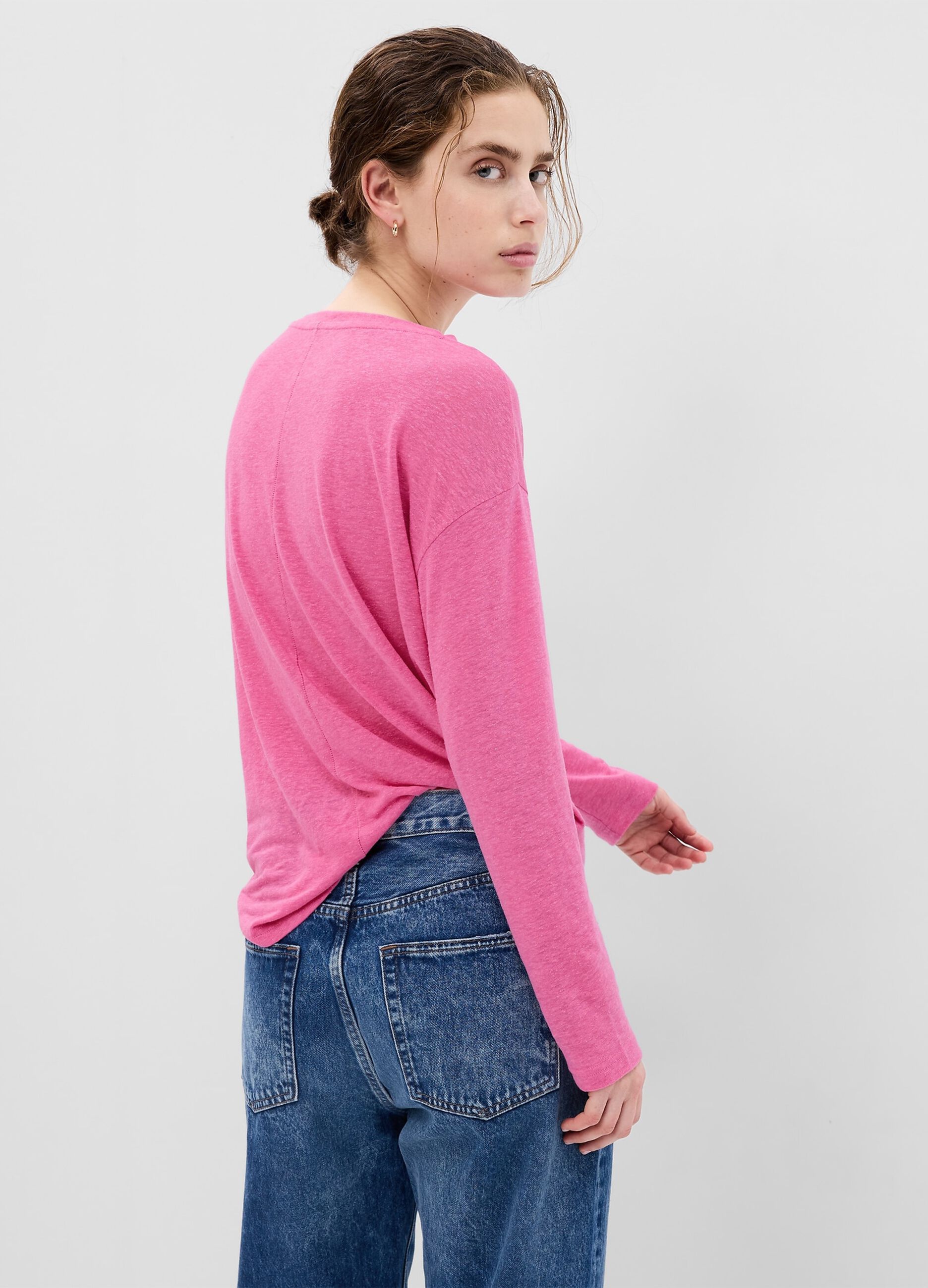 Long-sleeved T-shirt with boat neck_1