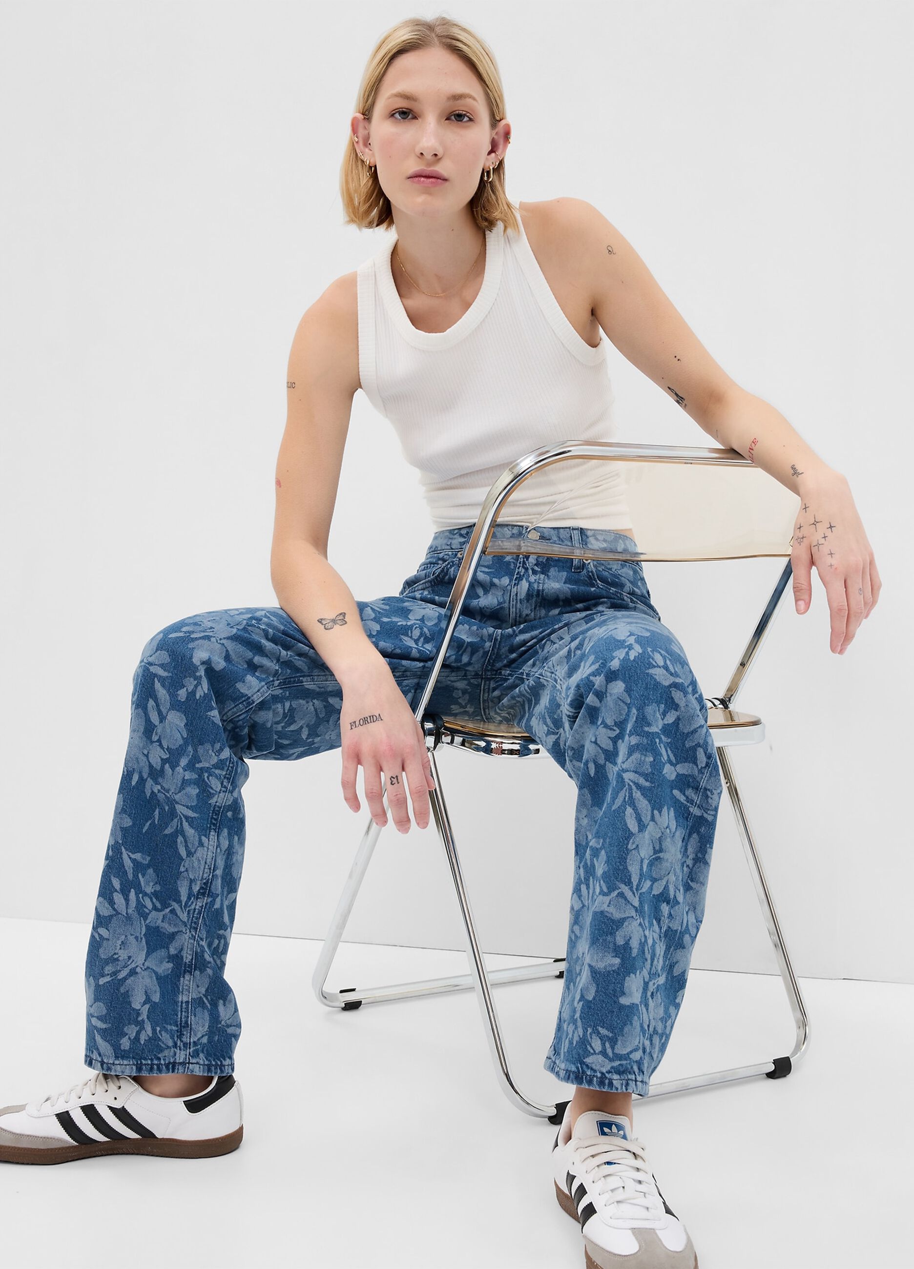 Loose-fit jeans with all-over laser print_0