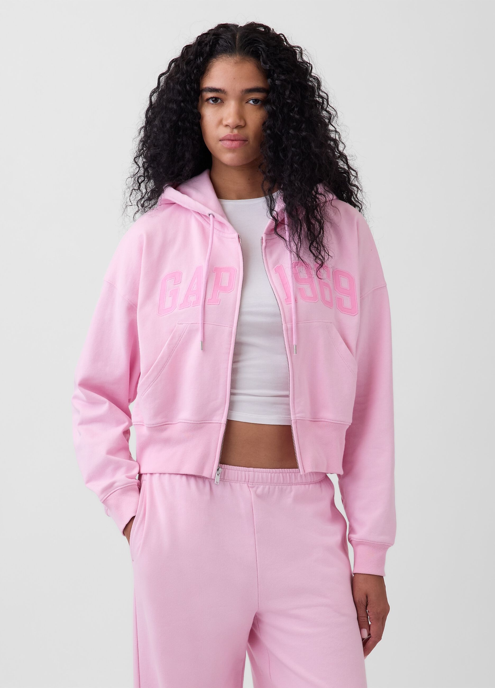 Felpa con logo GAP, cappuccio e zip in misto cotone