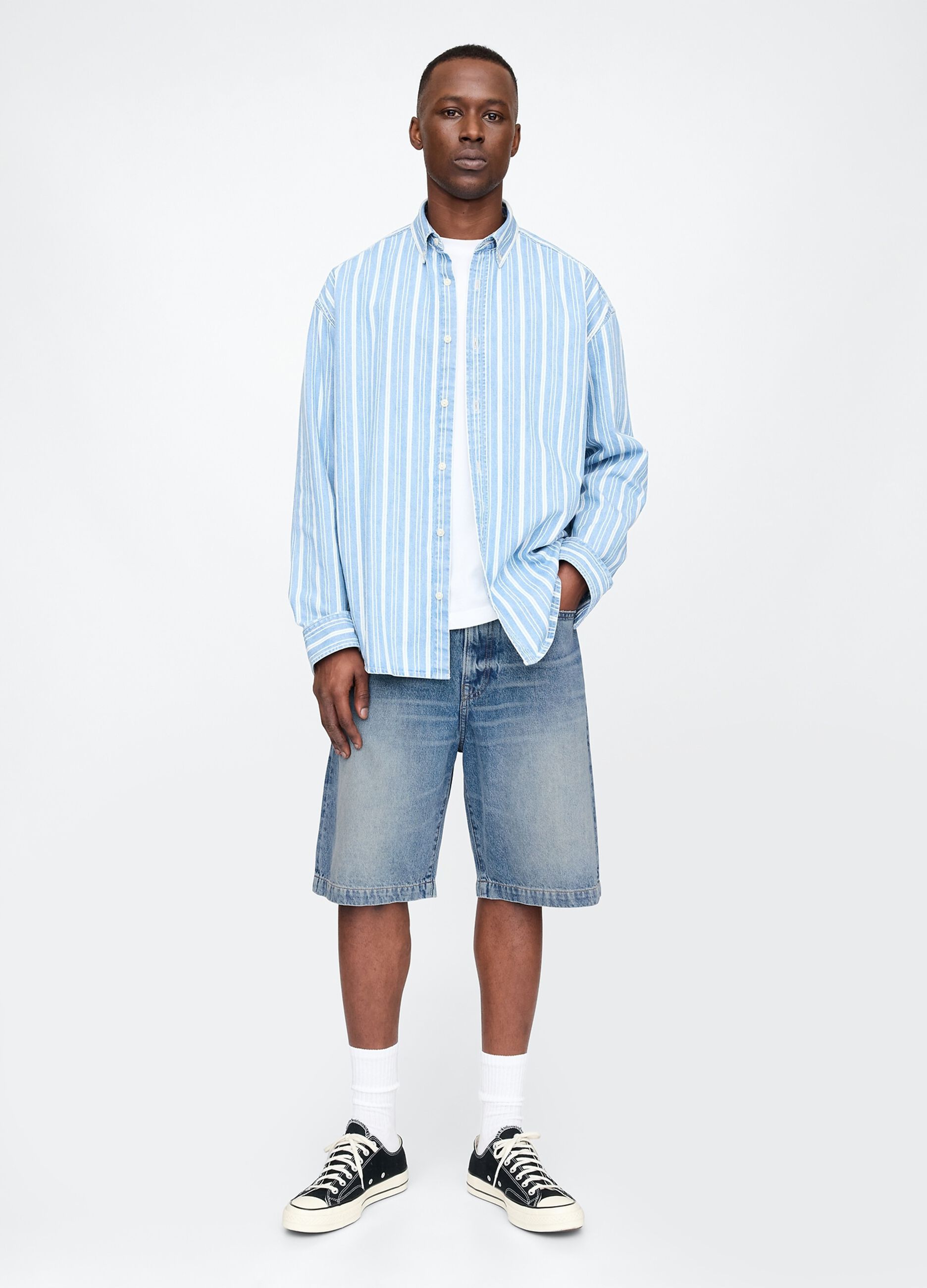 Bermuda in denim con effetto slavato