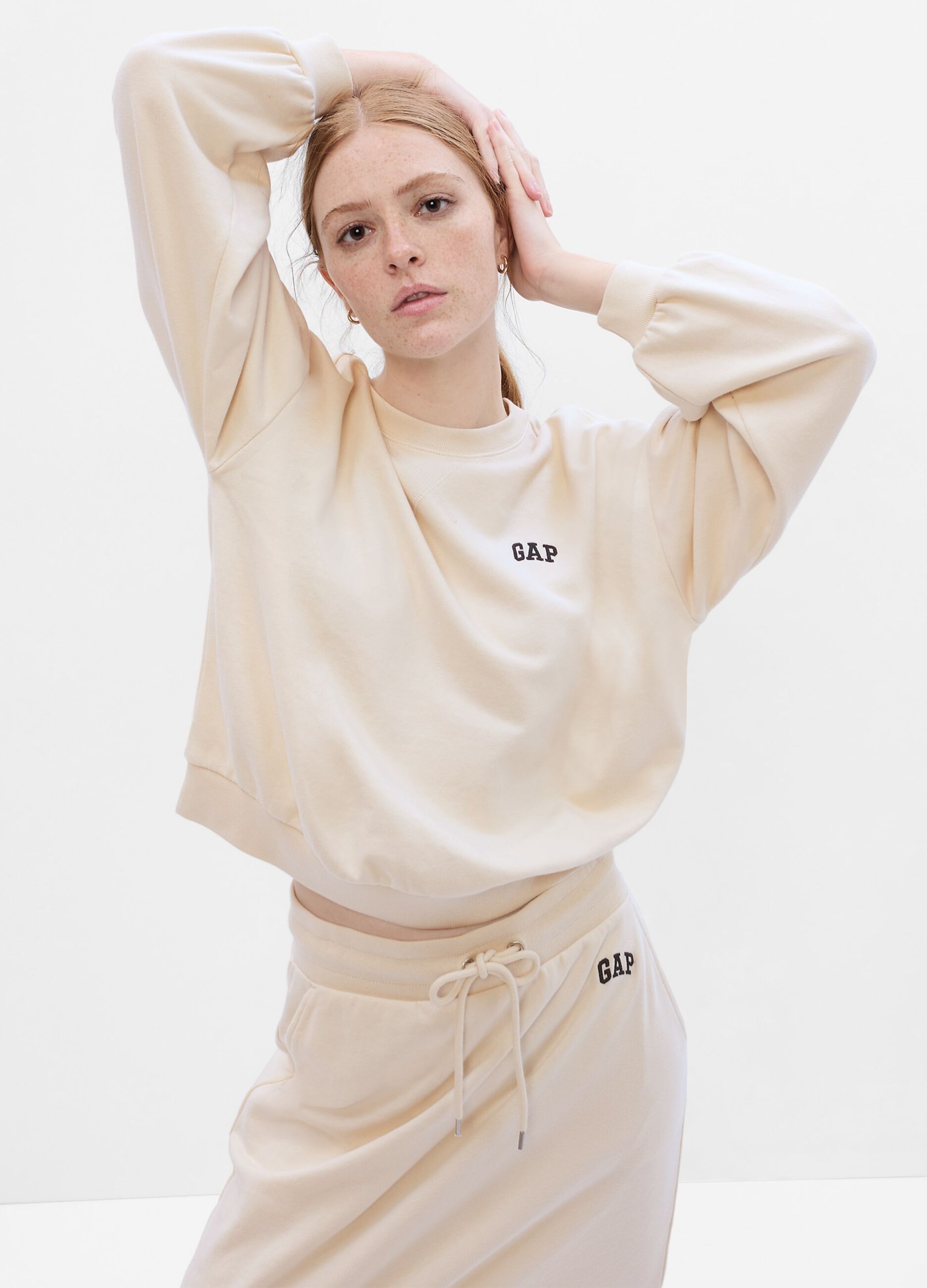 Felpa boxy con ricamo logo