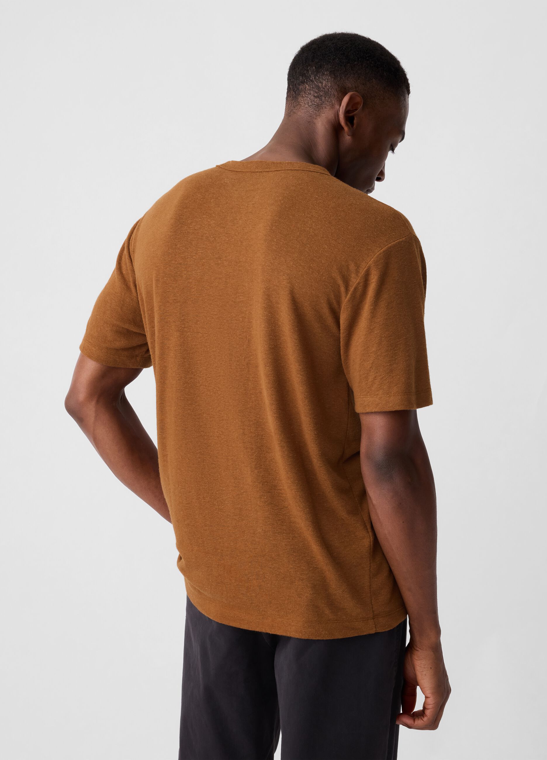T-shirt in misto lino_2