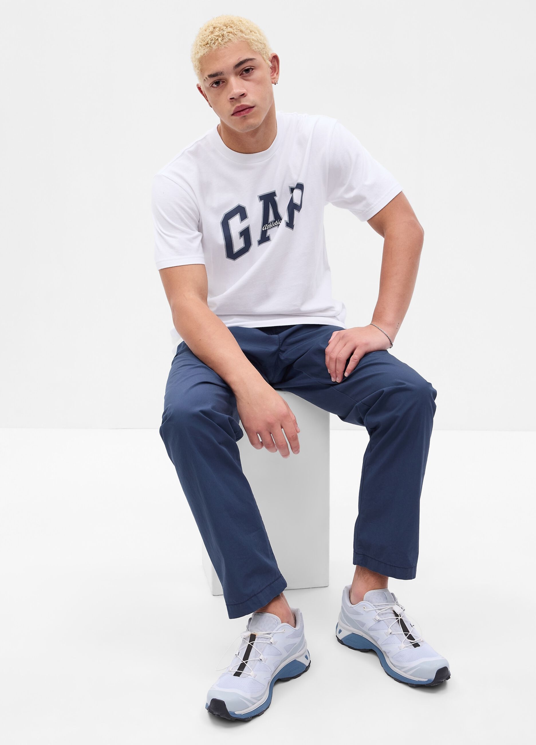 T-shirt con stampa logo Athletics
