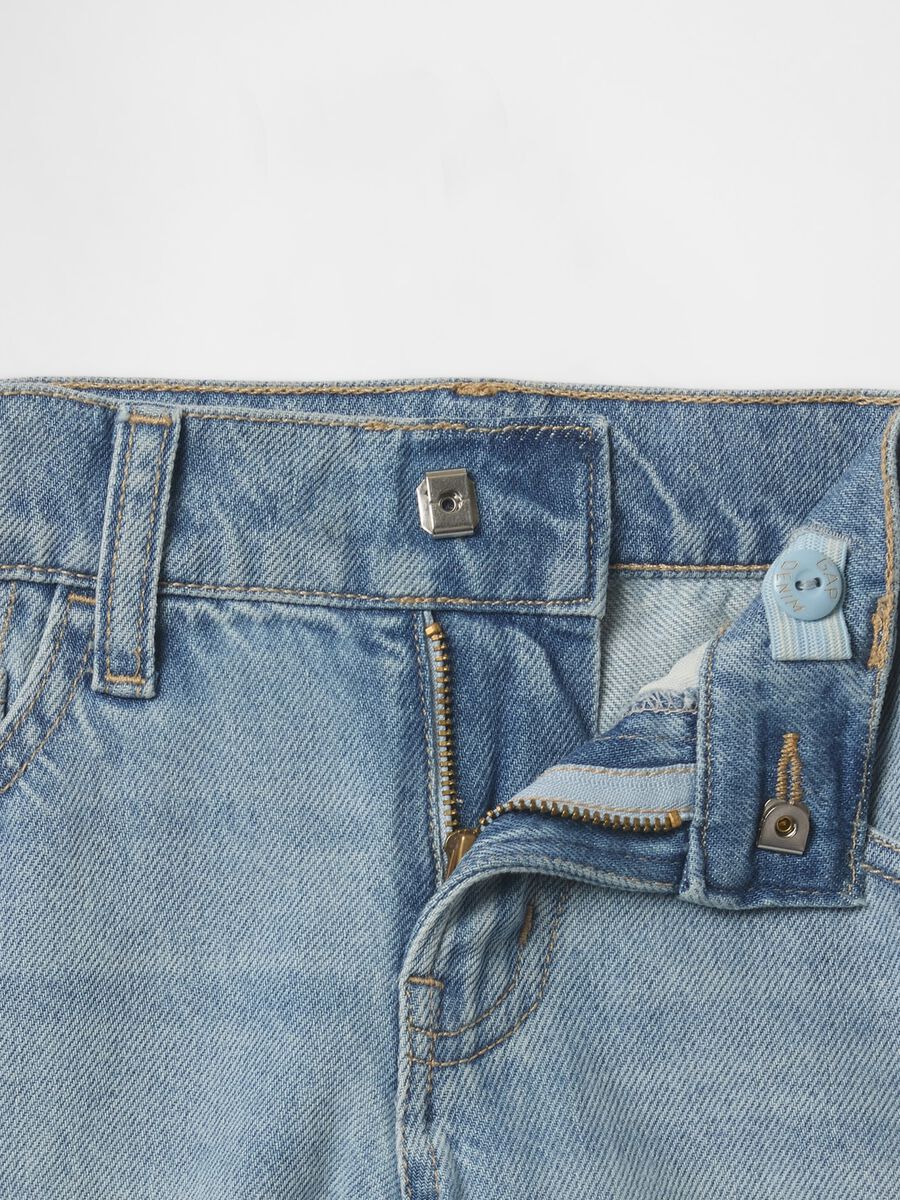 Light Denim Shorts with Butterfly Application Girl_4