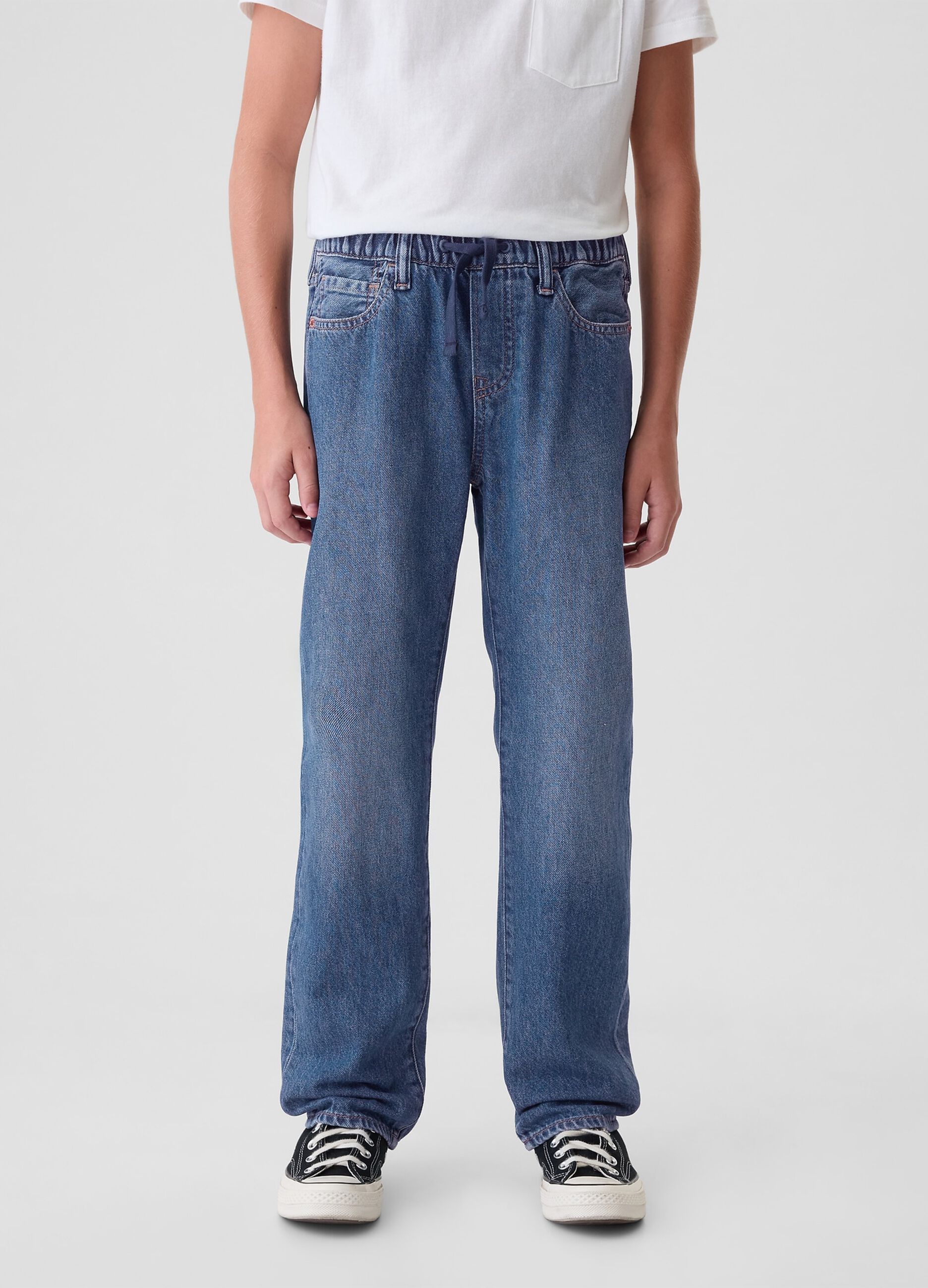 Joggers in denim con coulisse e tasche_1