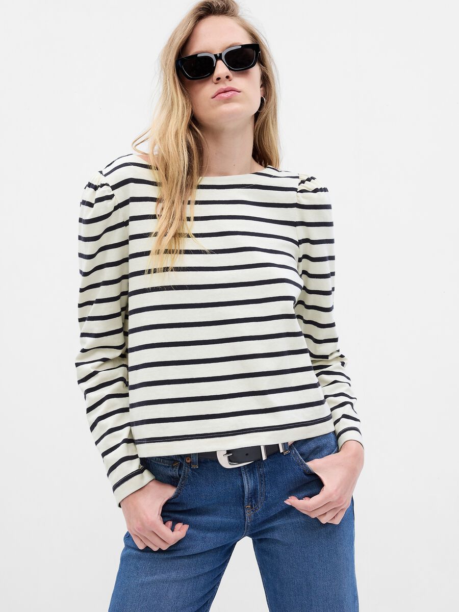 T-shirt with boat neck and puff sleeves Woman_0