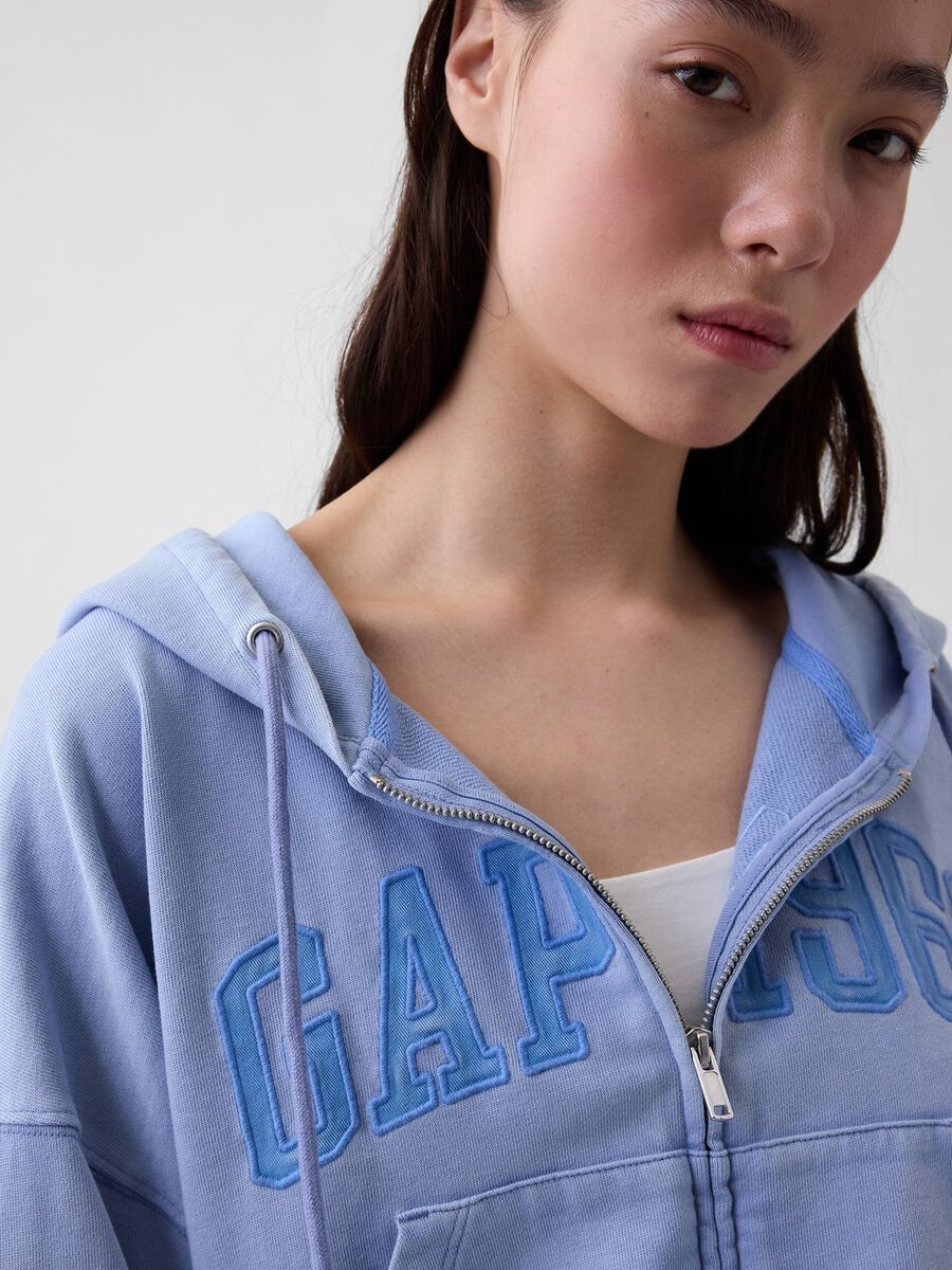 Felpa full zip in misto cotone con logo GAP e cappuccio  Donna_3