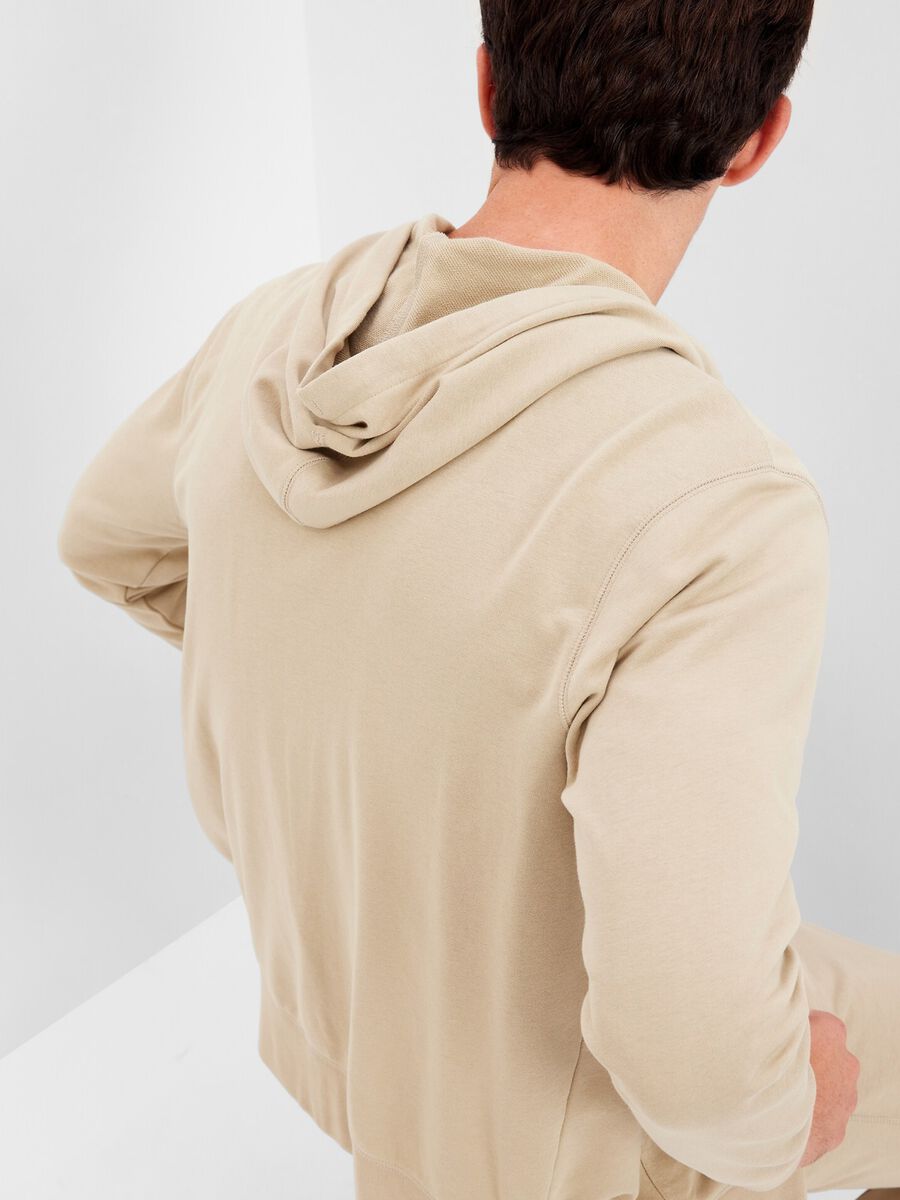 Sweatshirt with hood and logo embroidery Man_1