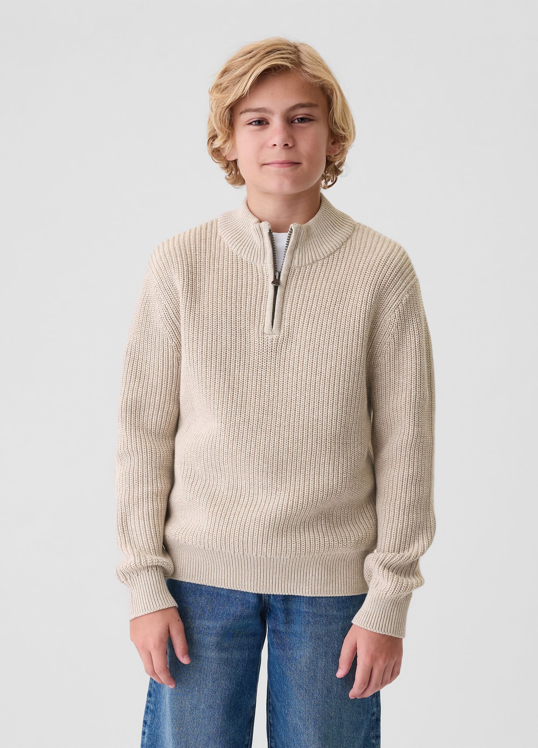 Pullover mock neck con mezza zip
