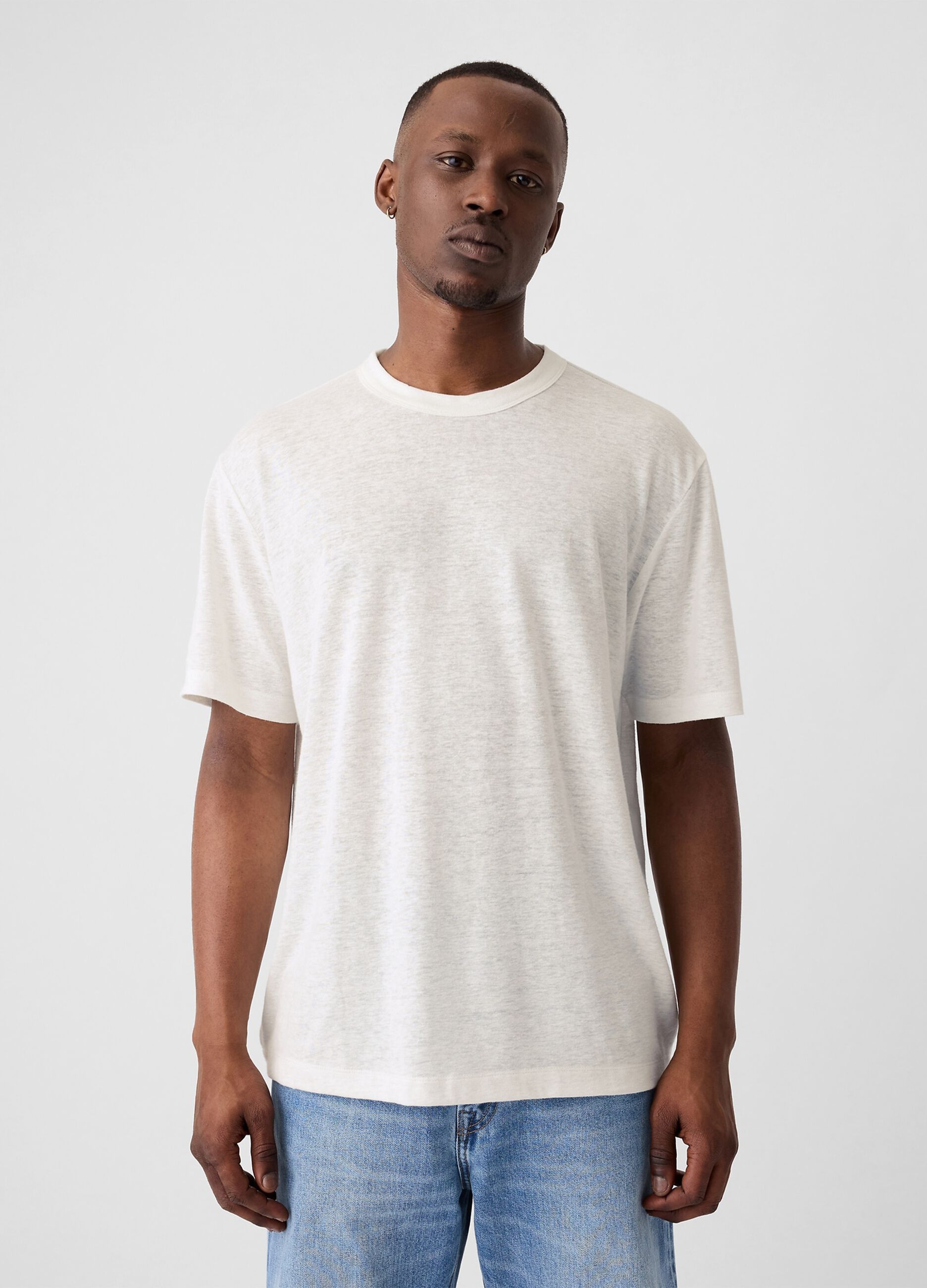 T-shirt girocollo in misto lino