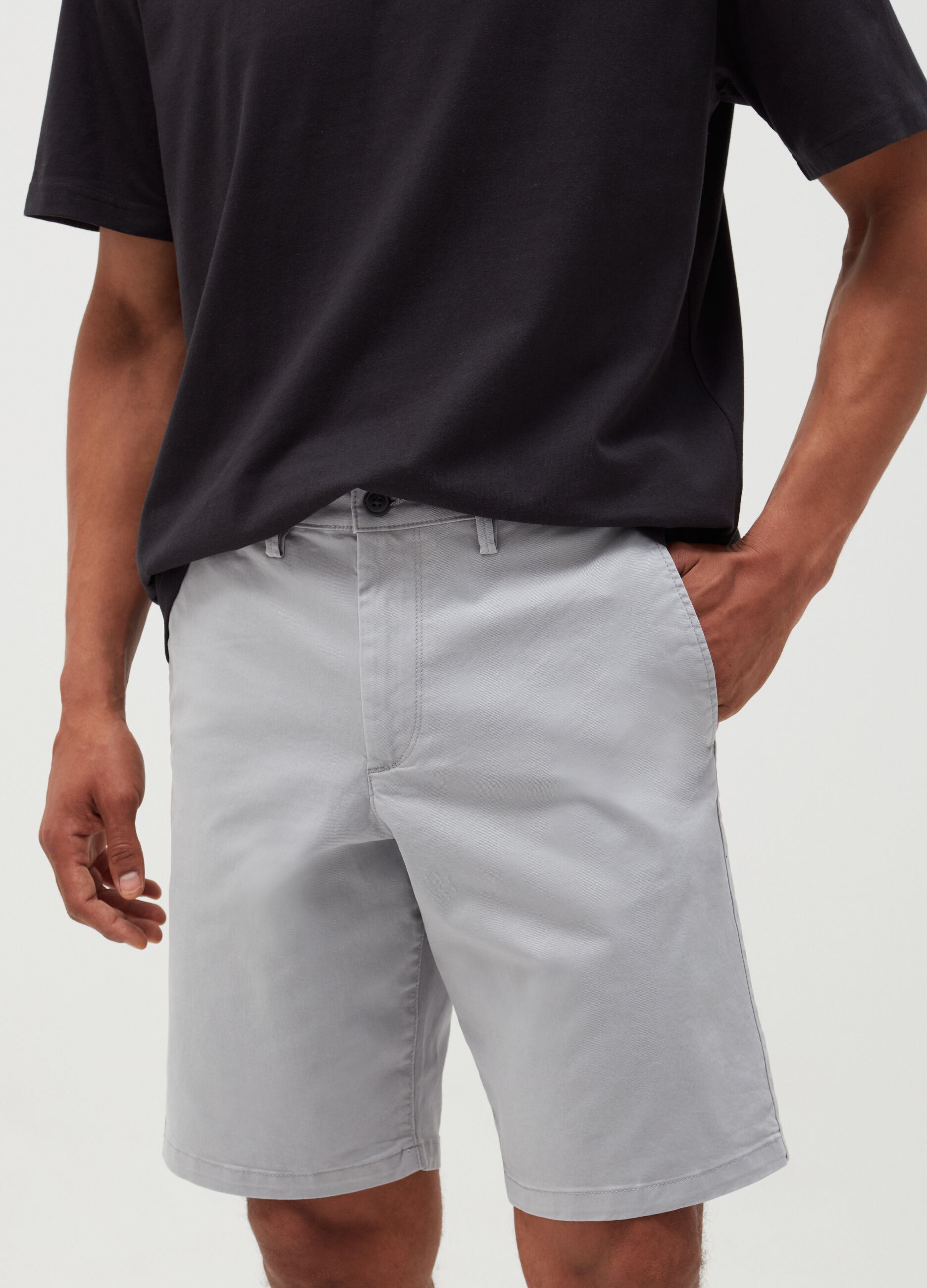 Bermuda chino in cotone e Lyocell_1