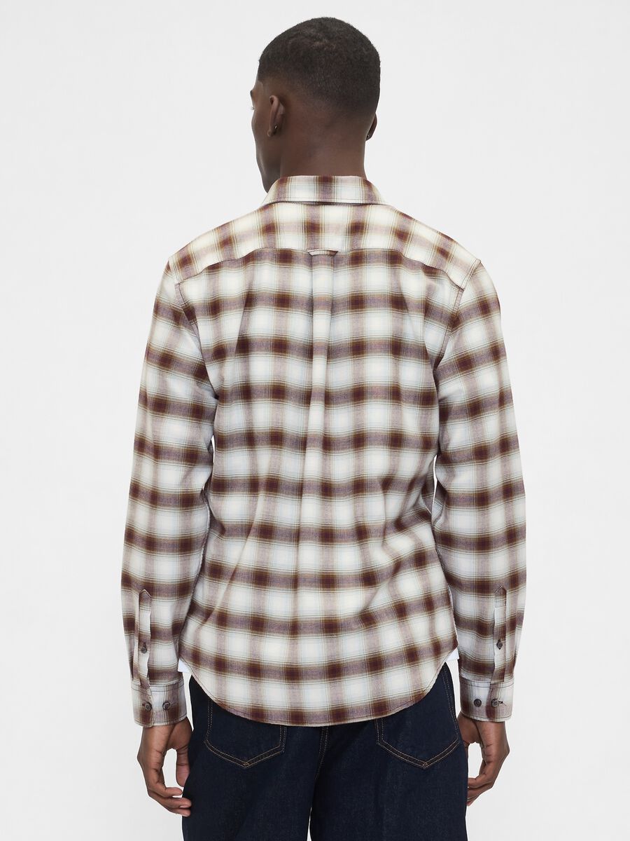 Camicia marrone a quadri elasticizzata Uomo_2