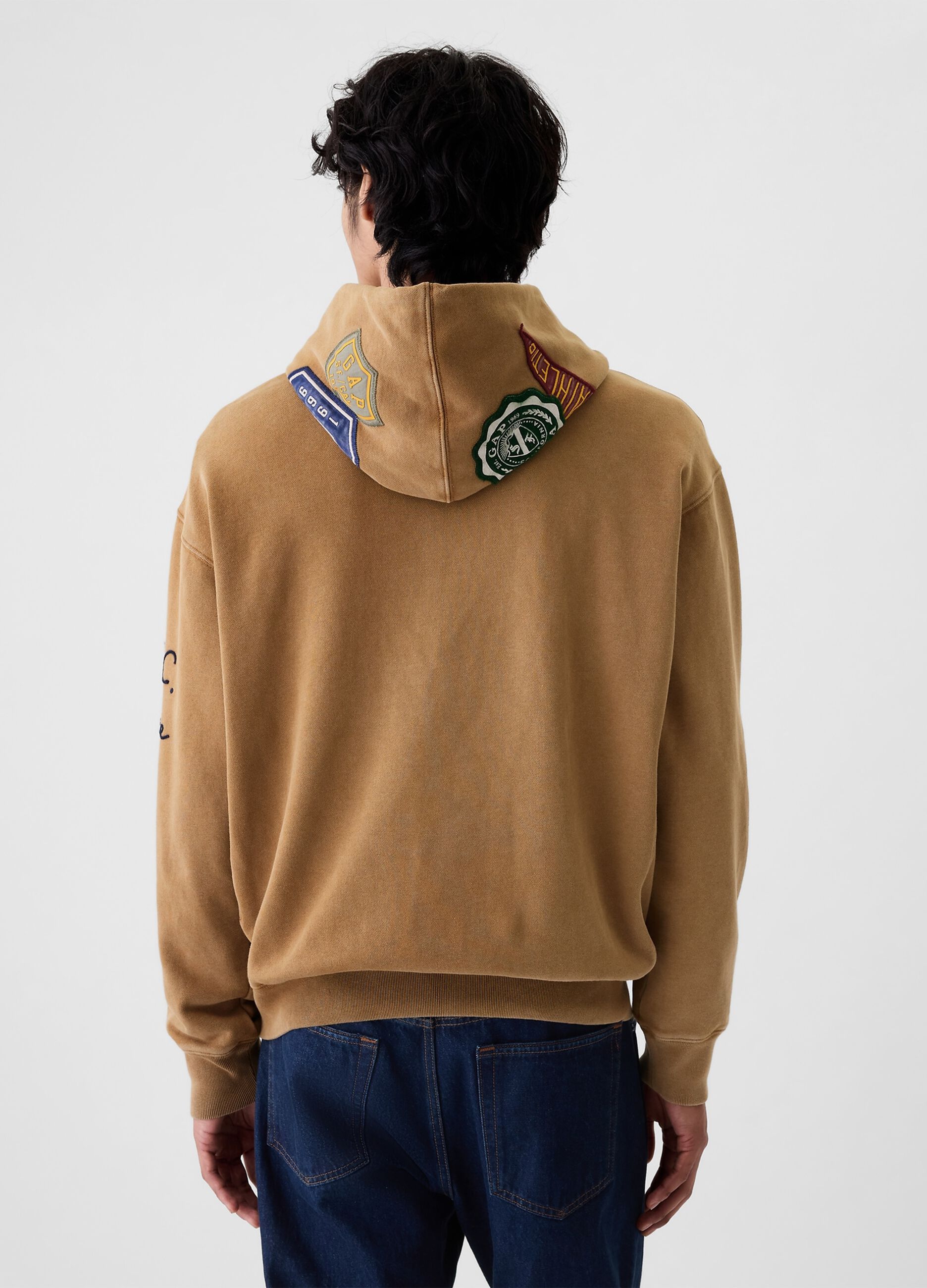 Felpa con cappuccio e patch logo_2