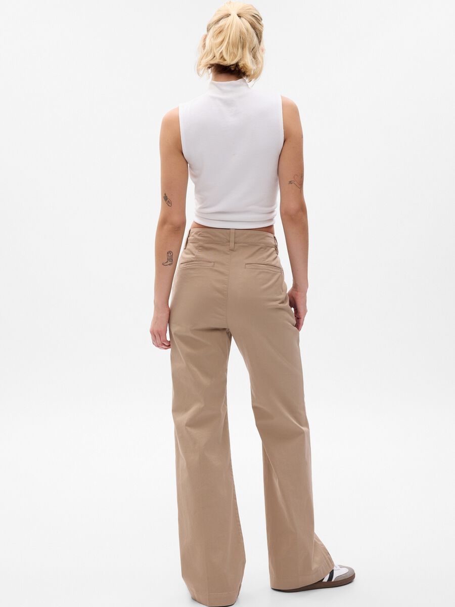 Pantaloni flare fit a vita alta Donna_1