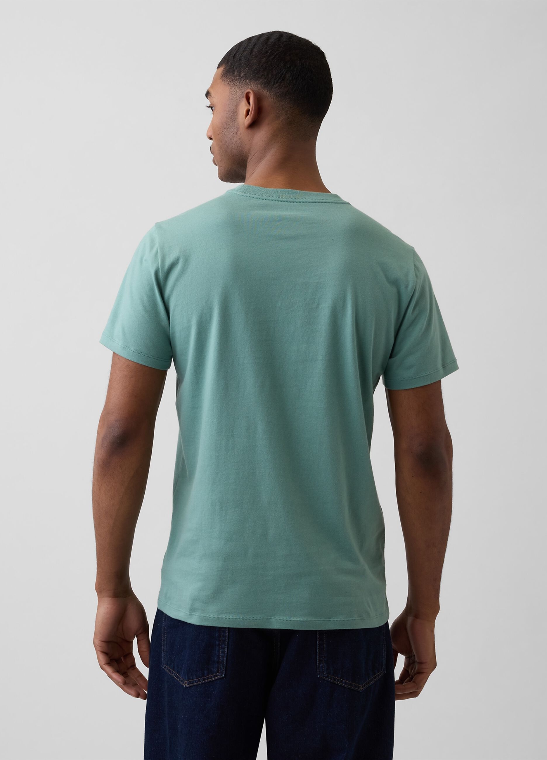 T-shirt in puro cotone con logo GAP a maniche corte