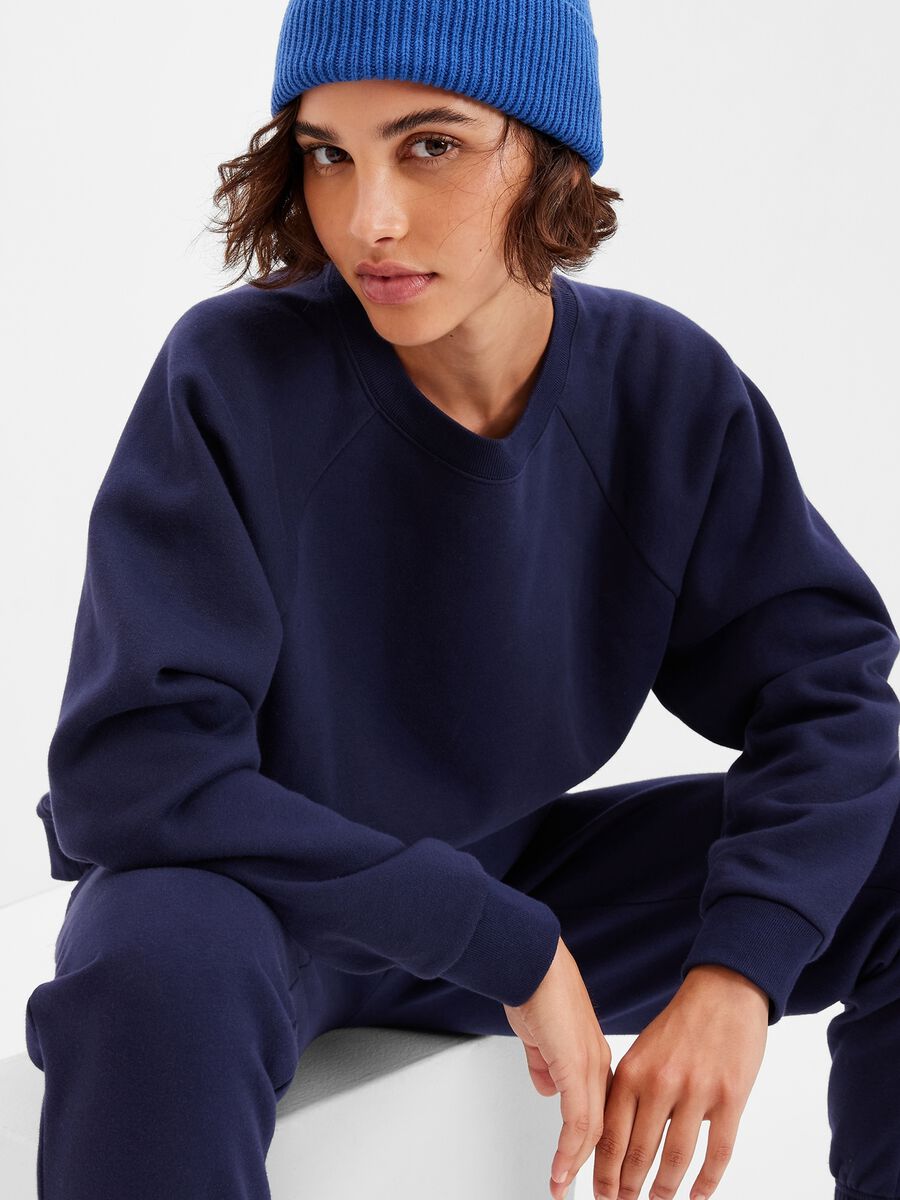 Round-neck sweatshirt with raglan sleeves Woman_0