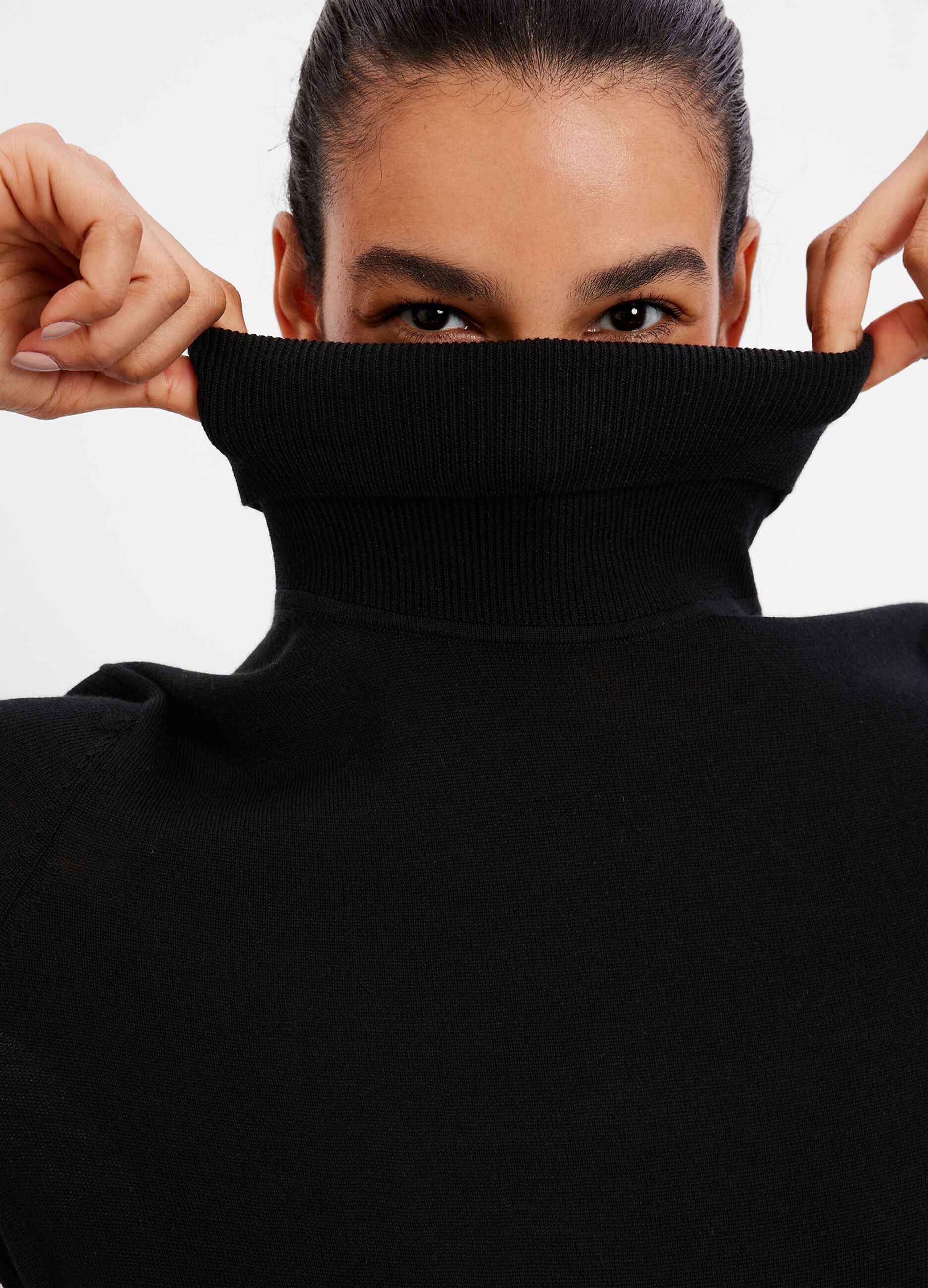 Merino wool pullover with high neck_1