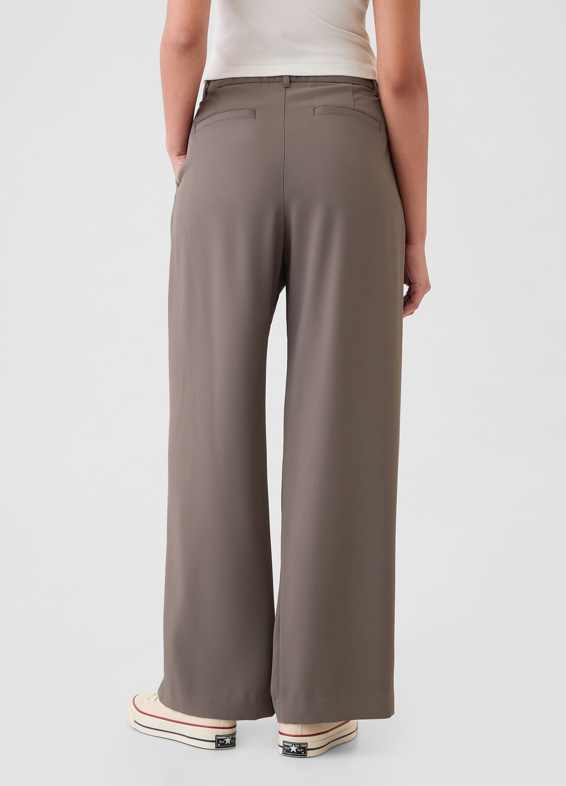 Pantalone a gamba larga con pinces_2