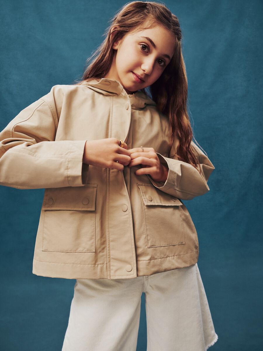 Giacca beige con cappuccio per bambina Bambina_4
