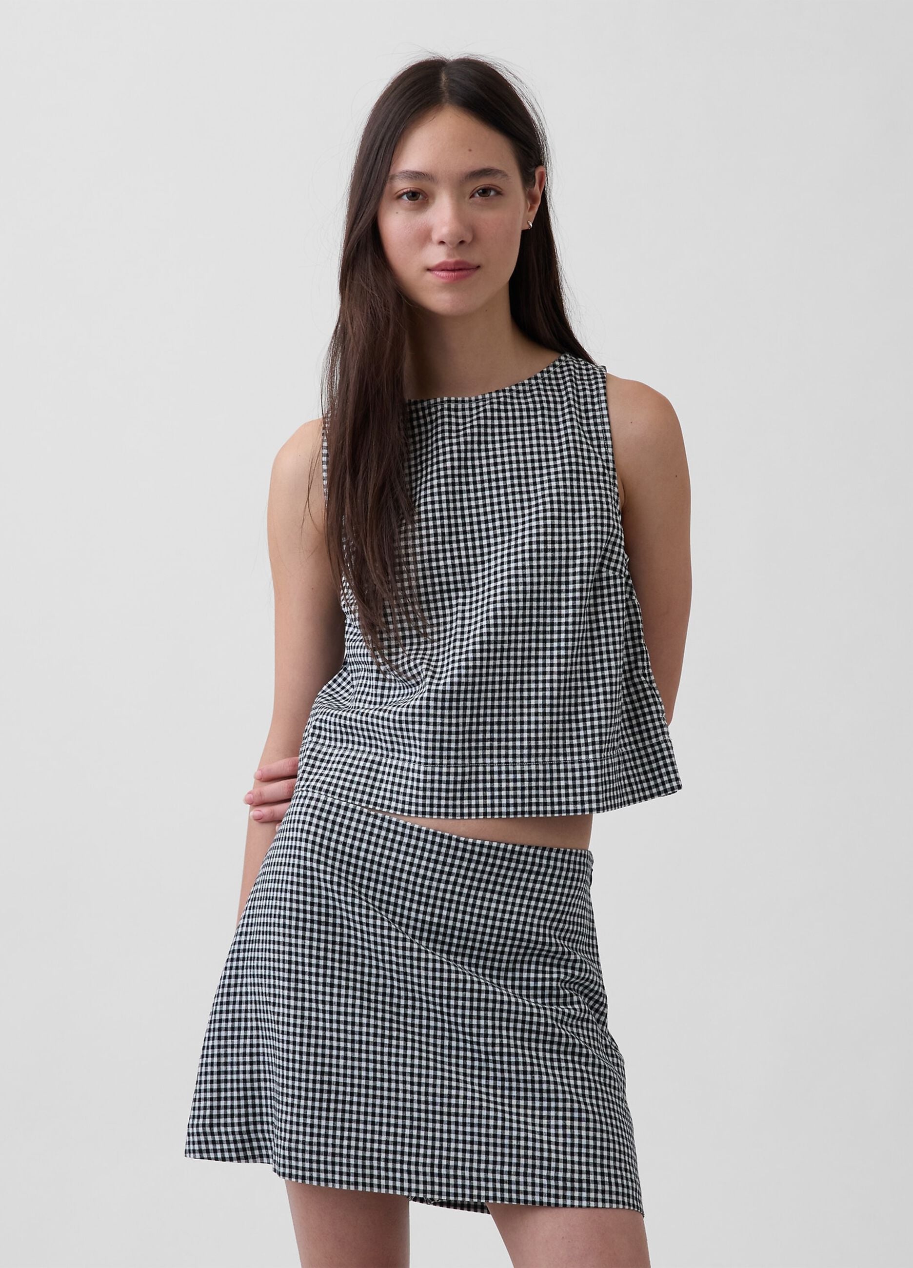 Top in misto lino a quadretti