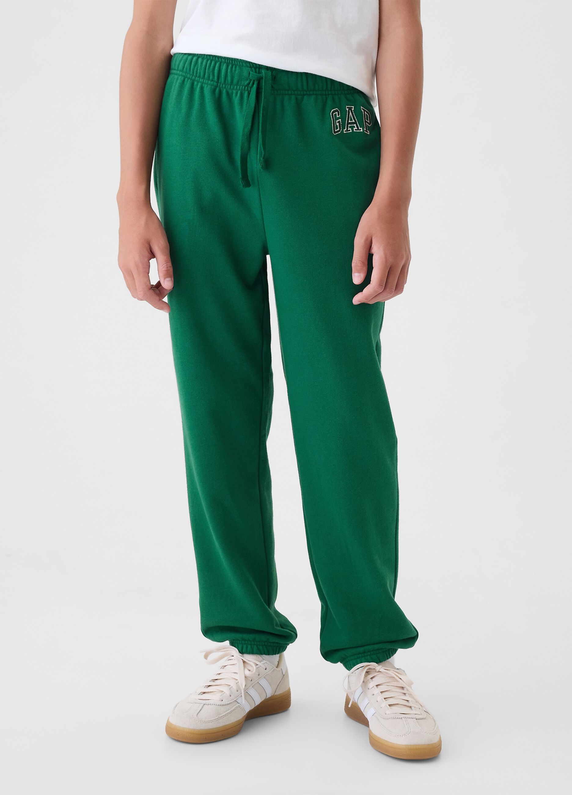 Jogger slim fit con coulisse e ricamo logo_1
