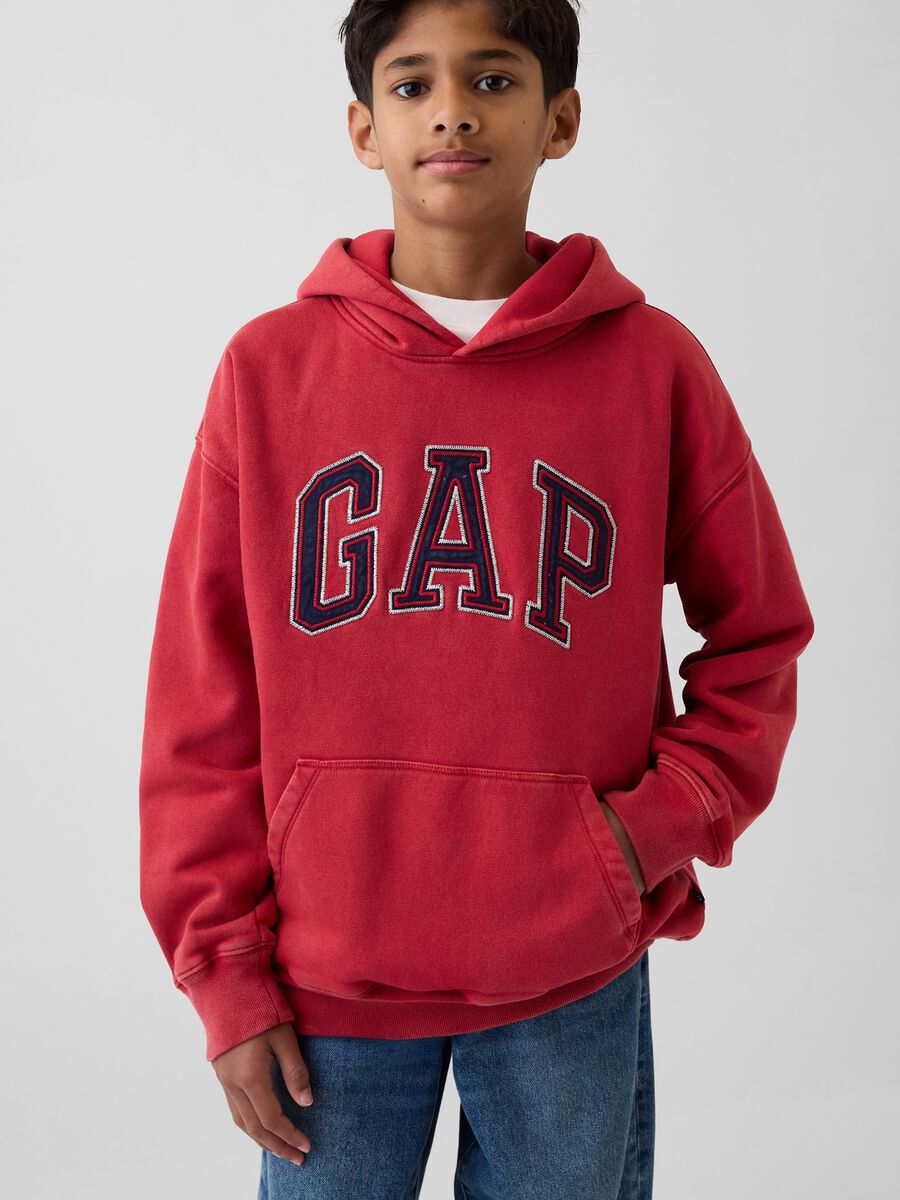 Felpa in misto cotone rossa da bambino regular fit con cappuccio e logo Bambino_0