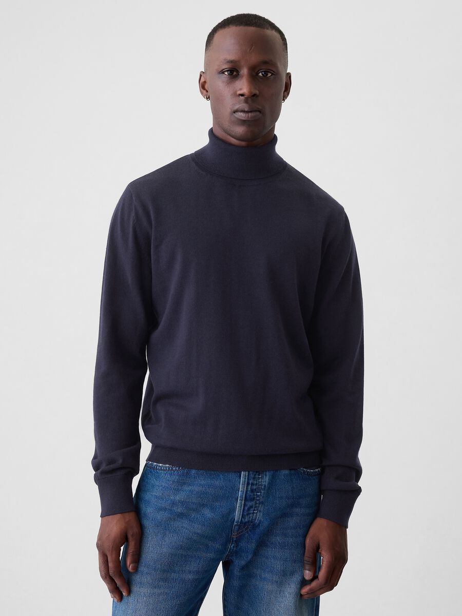 Pullover in lana merino a collo alto Uomo_0