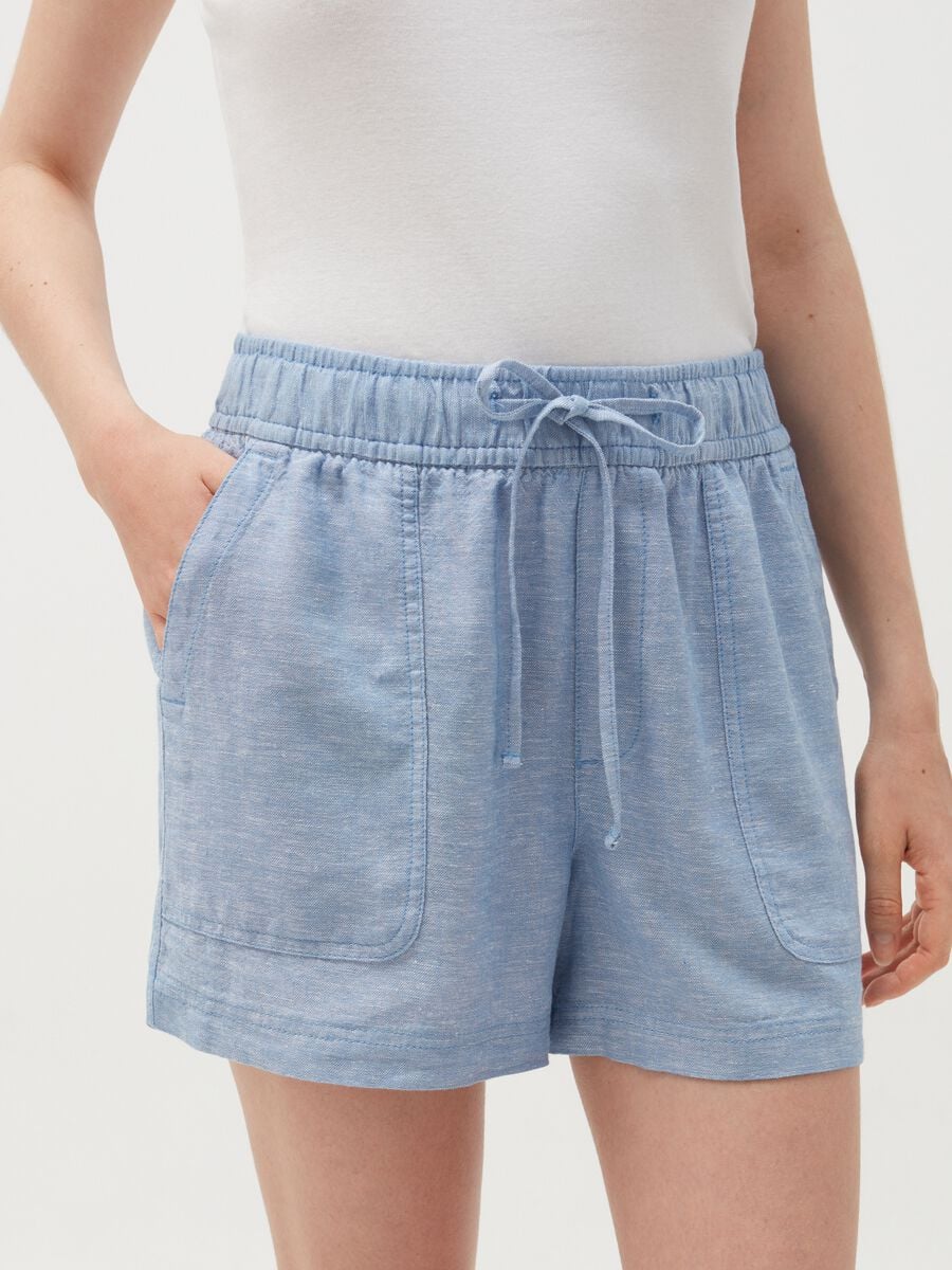 Linen and viscose shorts Woman_1