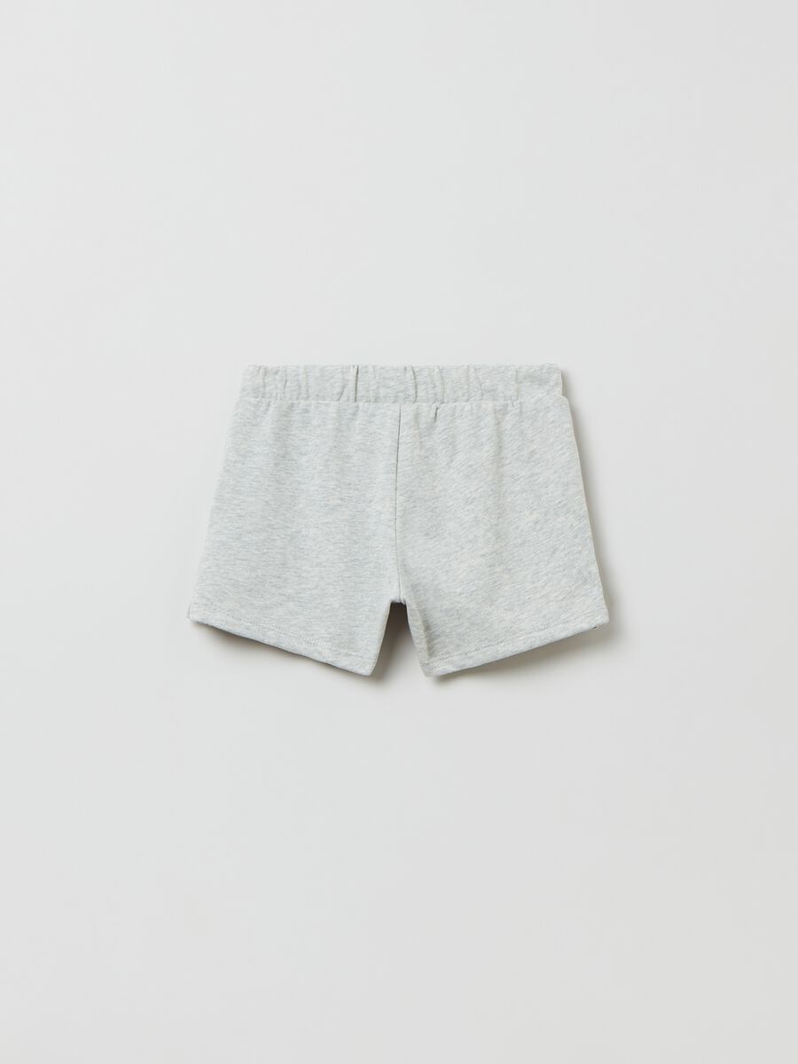 Mélange fleece shorts with print_1