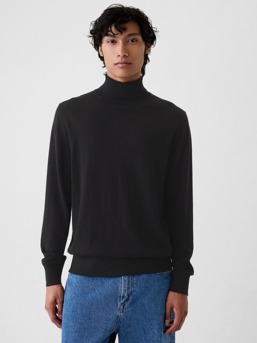 Pullover in lana merino a collo alto Uomo_0