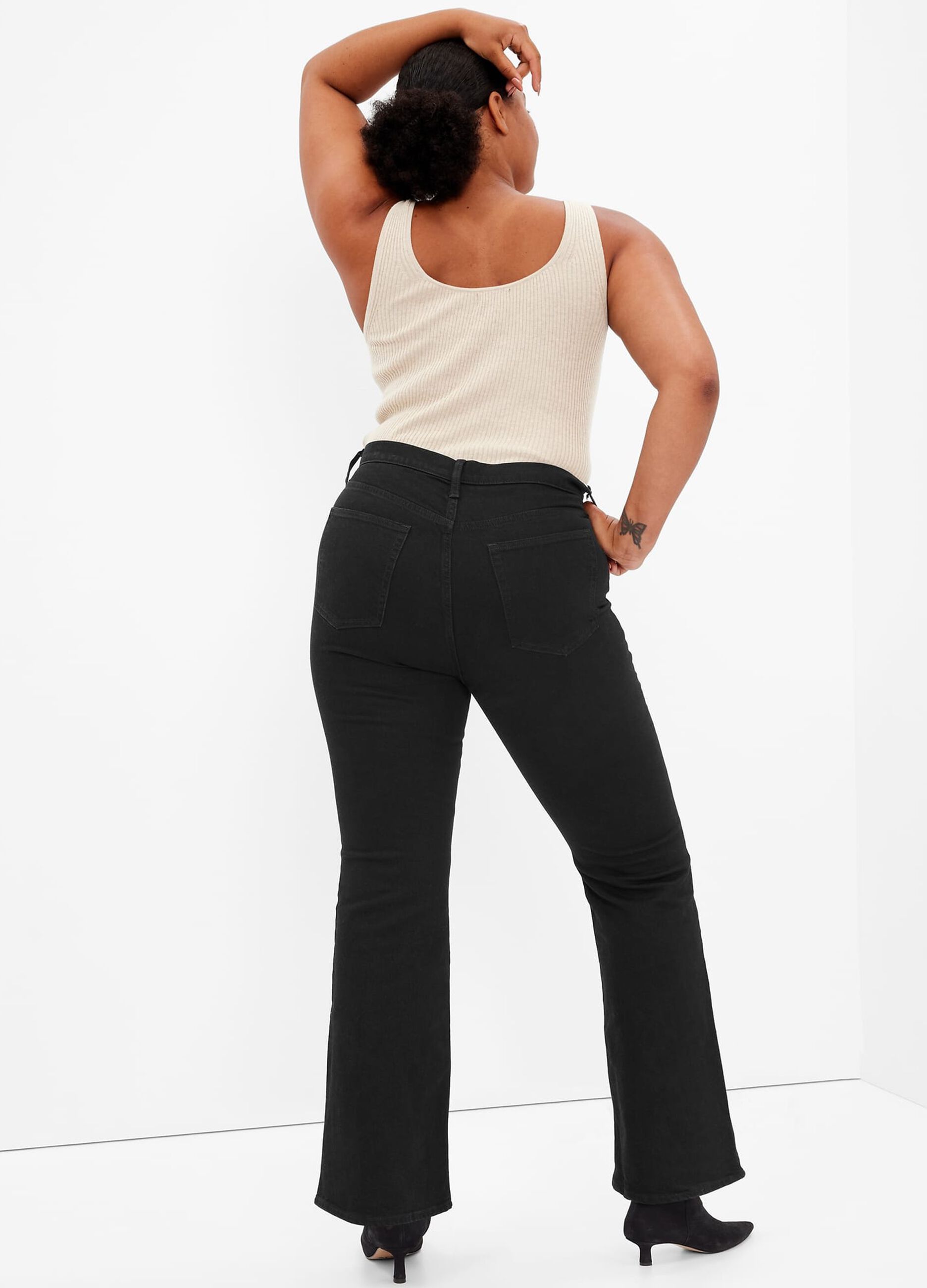 High-waist flare fit jeans_3