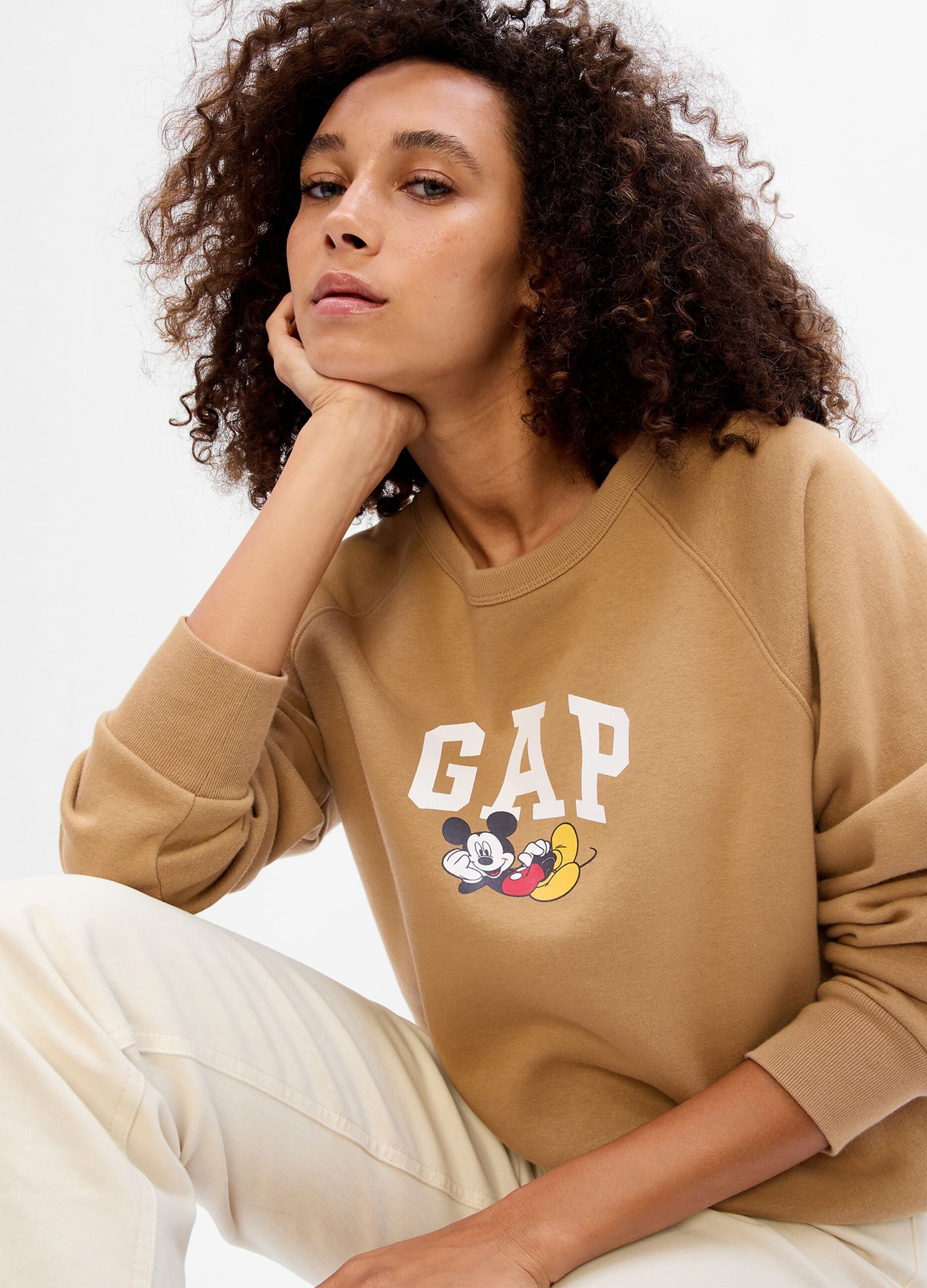 Felpa con stampa logo e Disney Topolino Beige GAP Italia