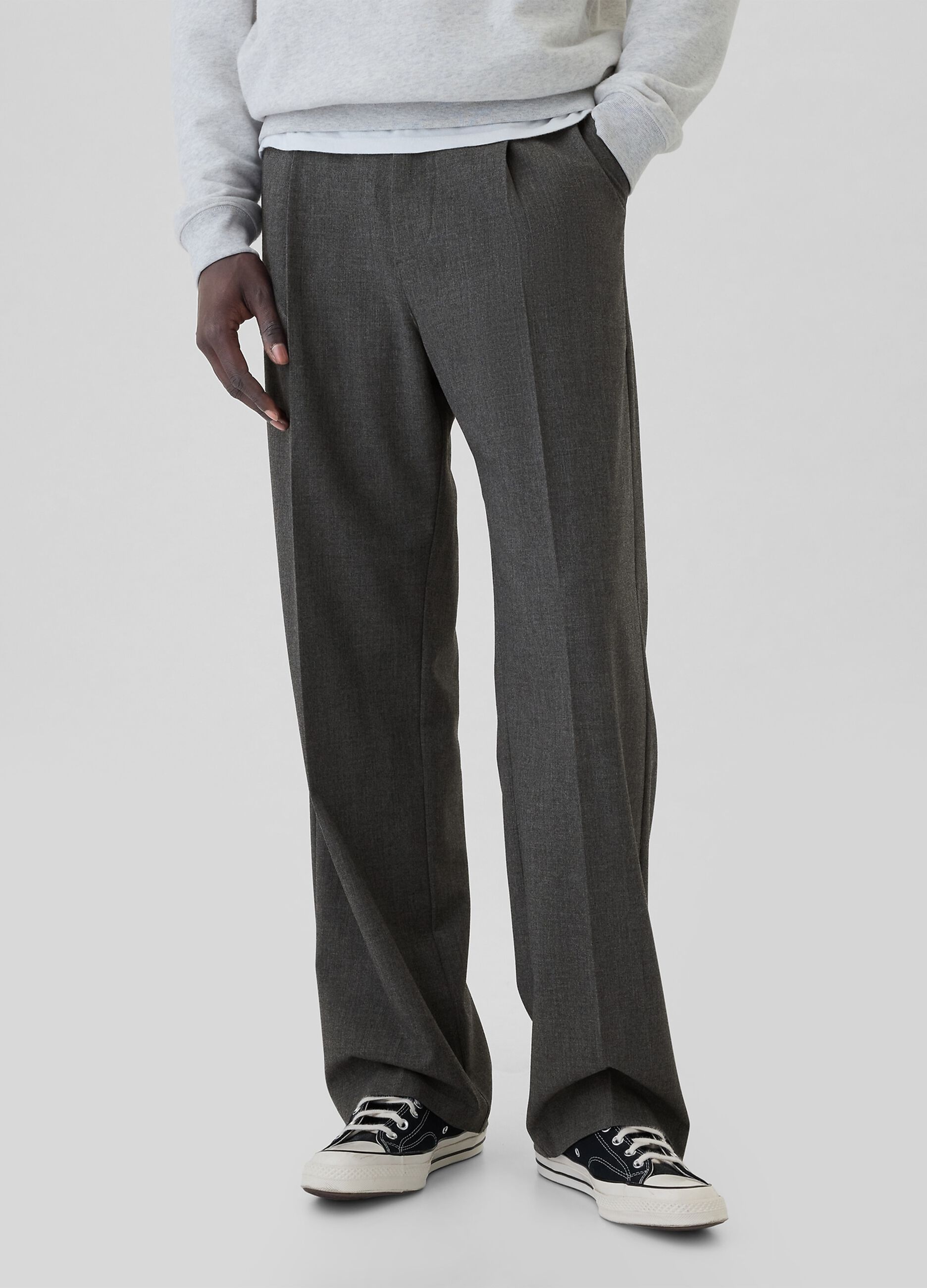 Pantaloni loose fit con pinces_1