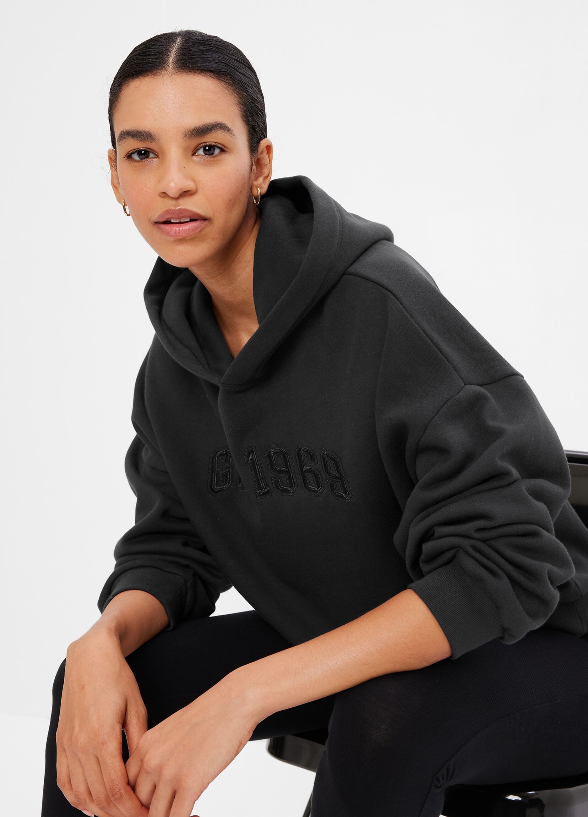 Felpa oversize con cappuccio e ricamo logo
