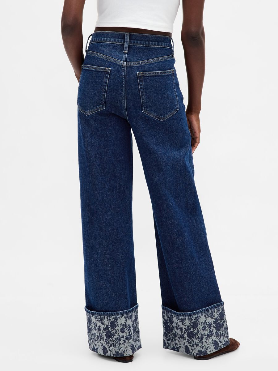 Wide denim trousers with floral turn-up Woman_2