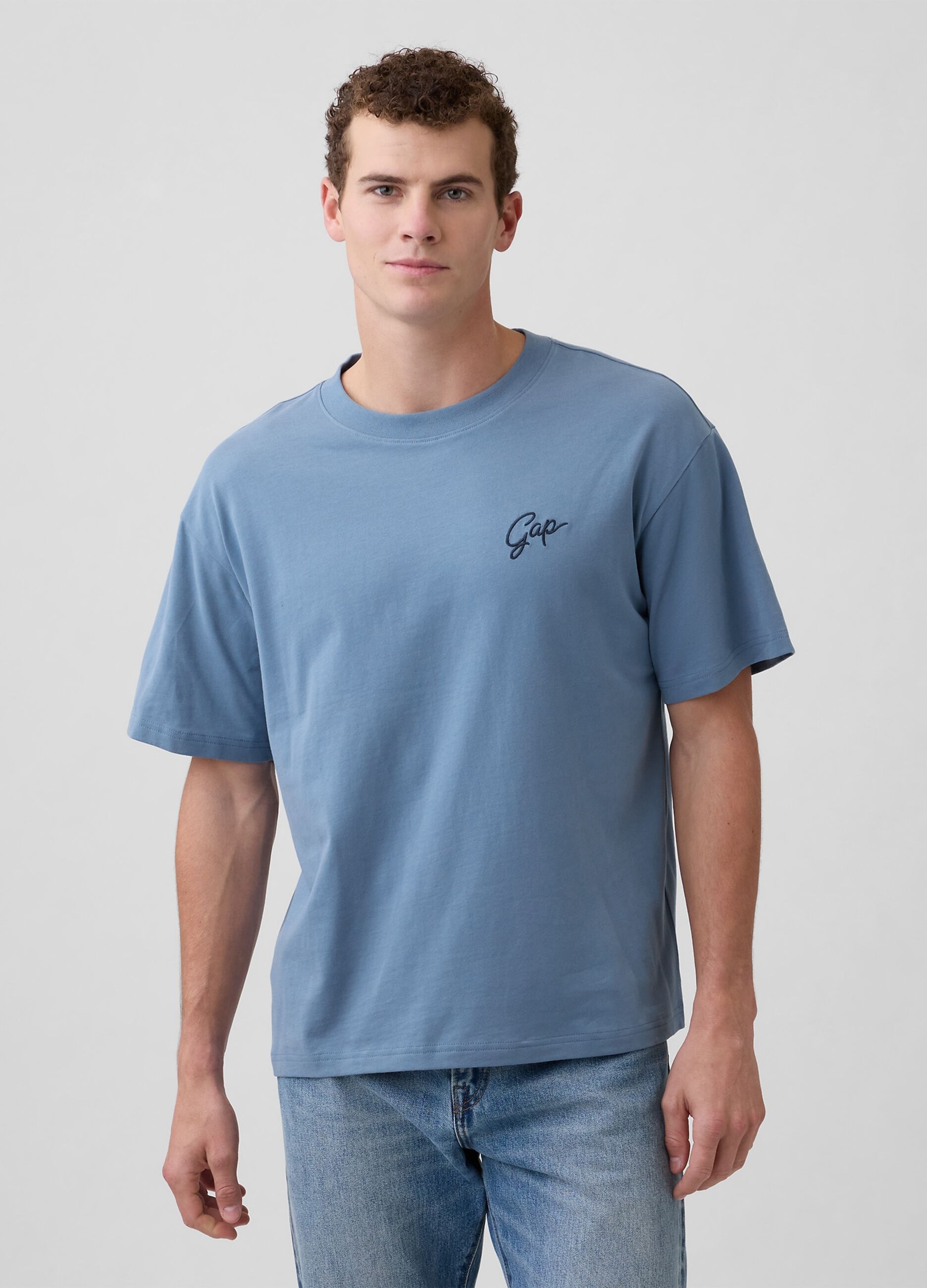 T-shirt in cotone a maniche corte con logo GAP