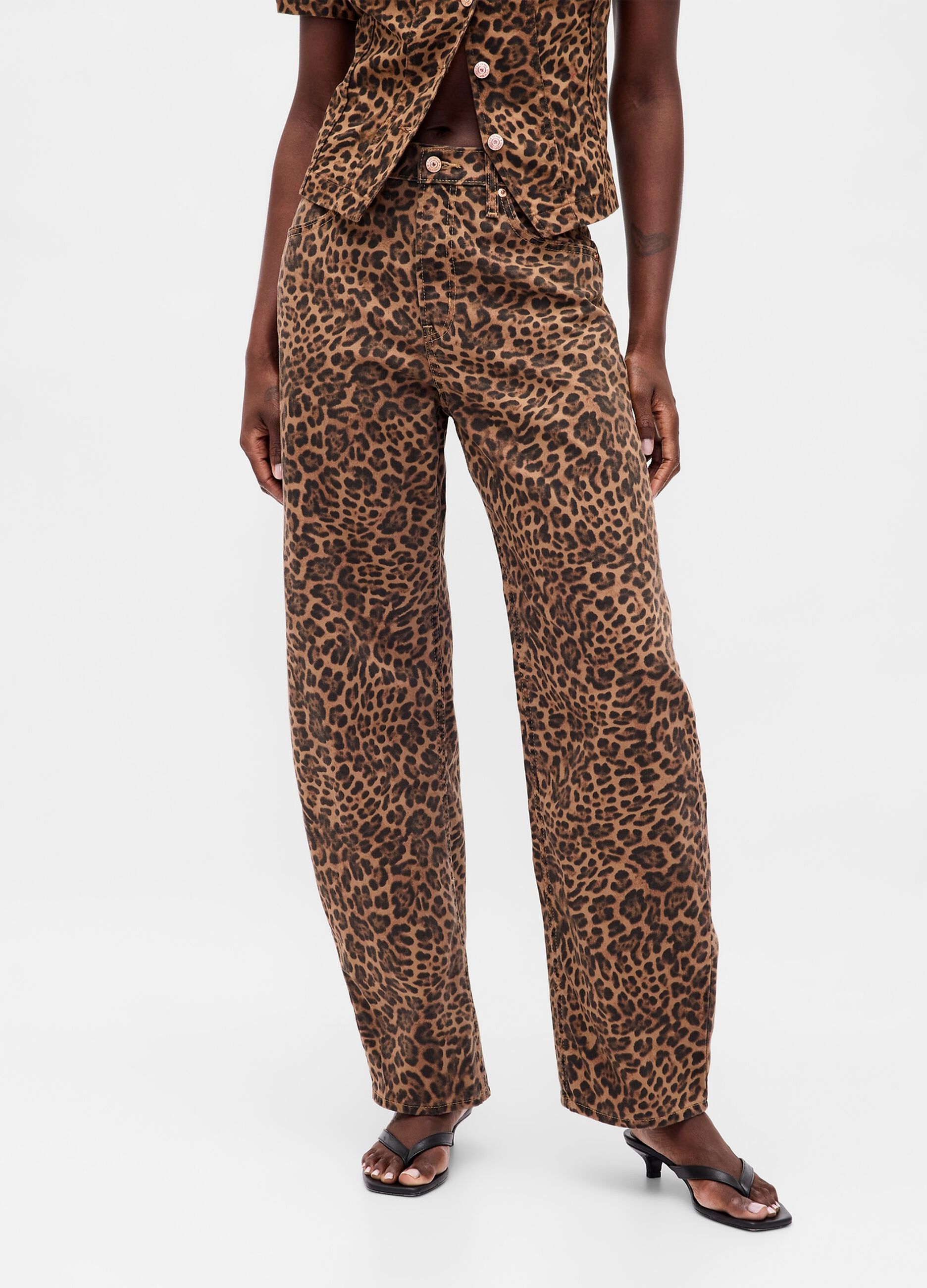 Pantaloni marroni leopardati in cotone_1