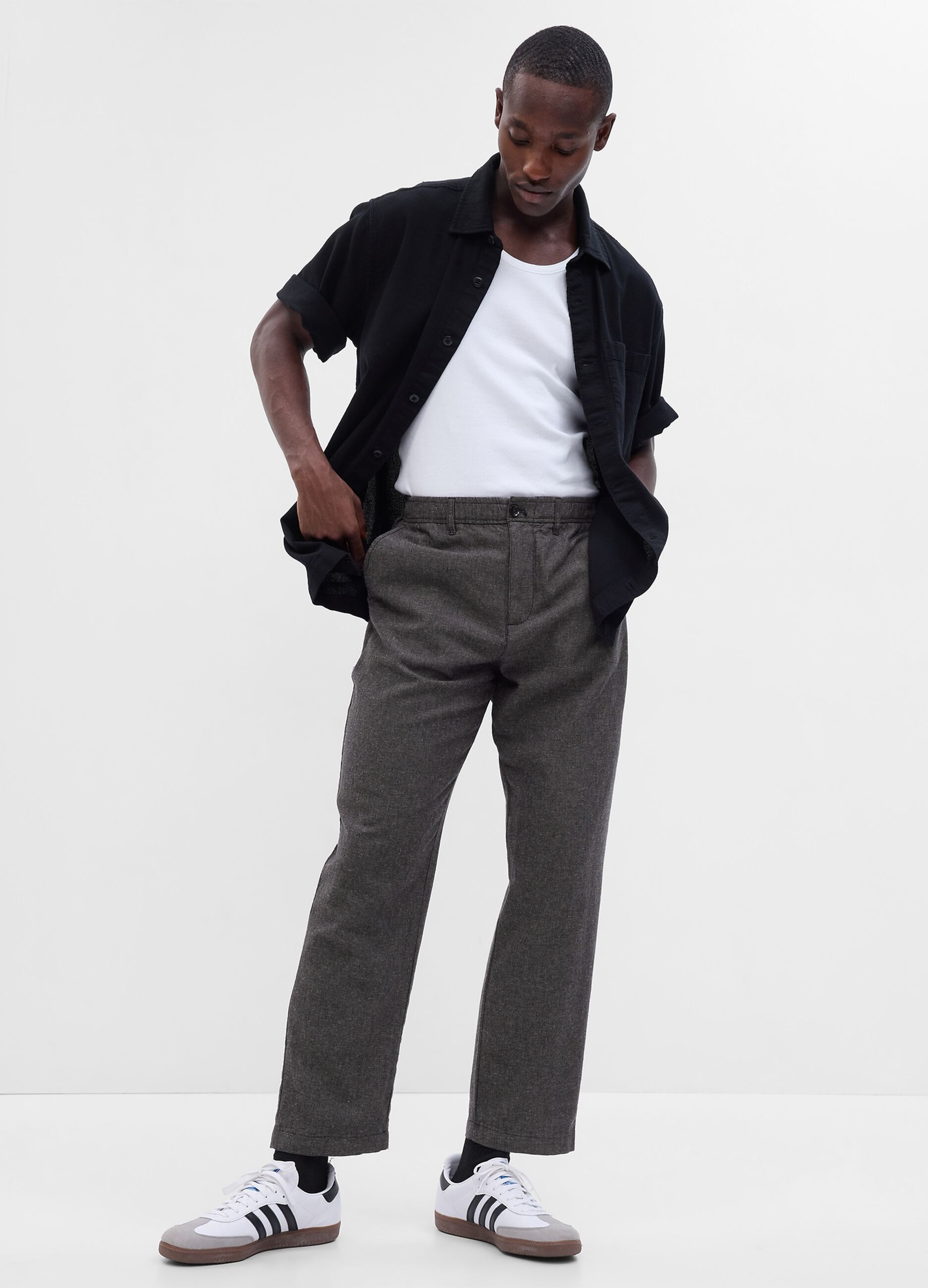 Relaxed-fit trousers in linen and cotton