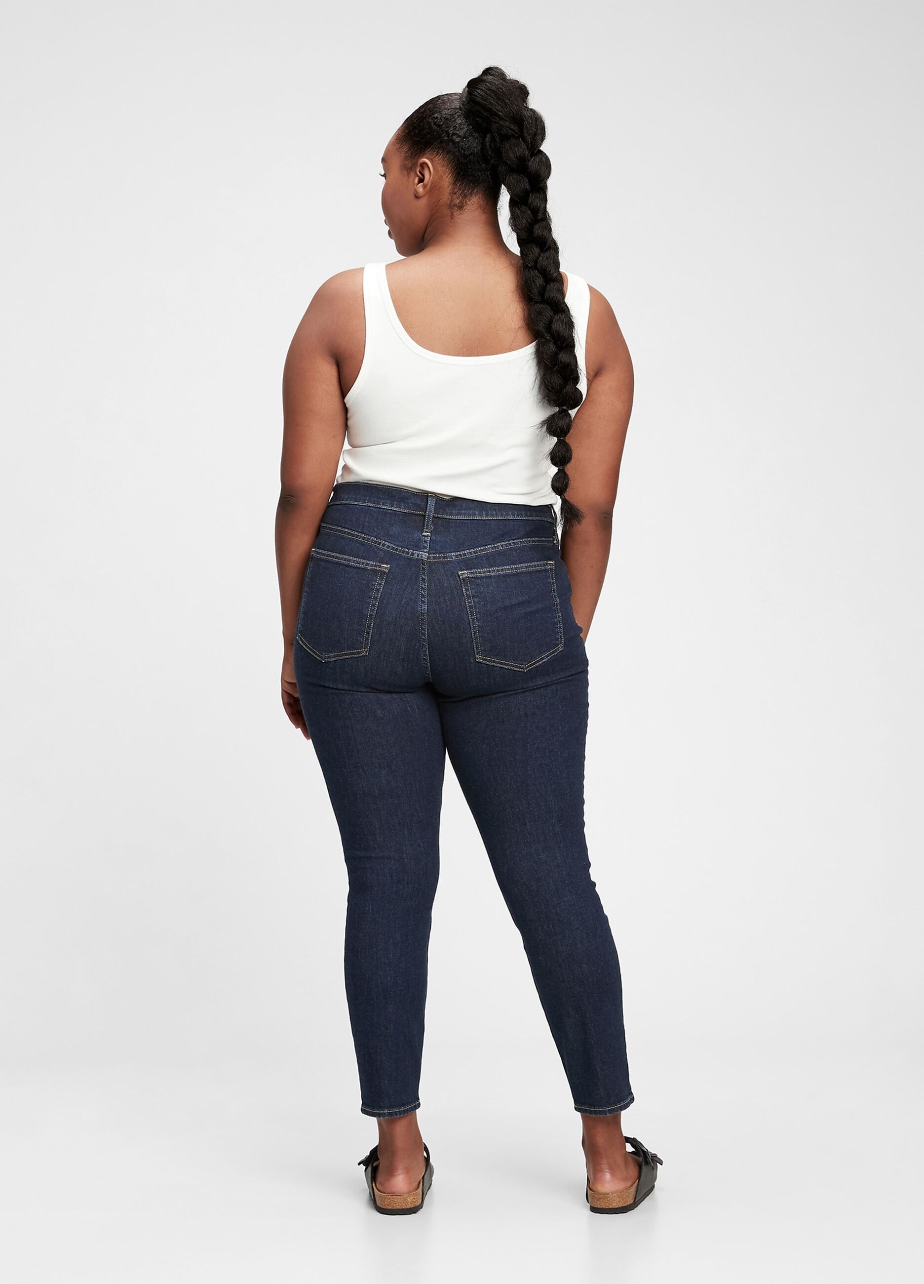 Mid-rise, skinny-fit jeans_1