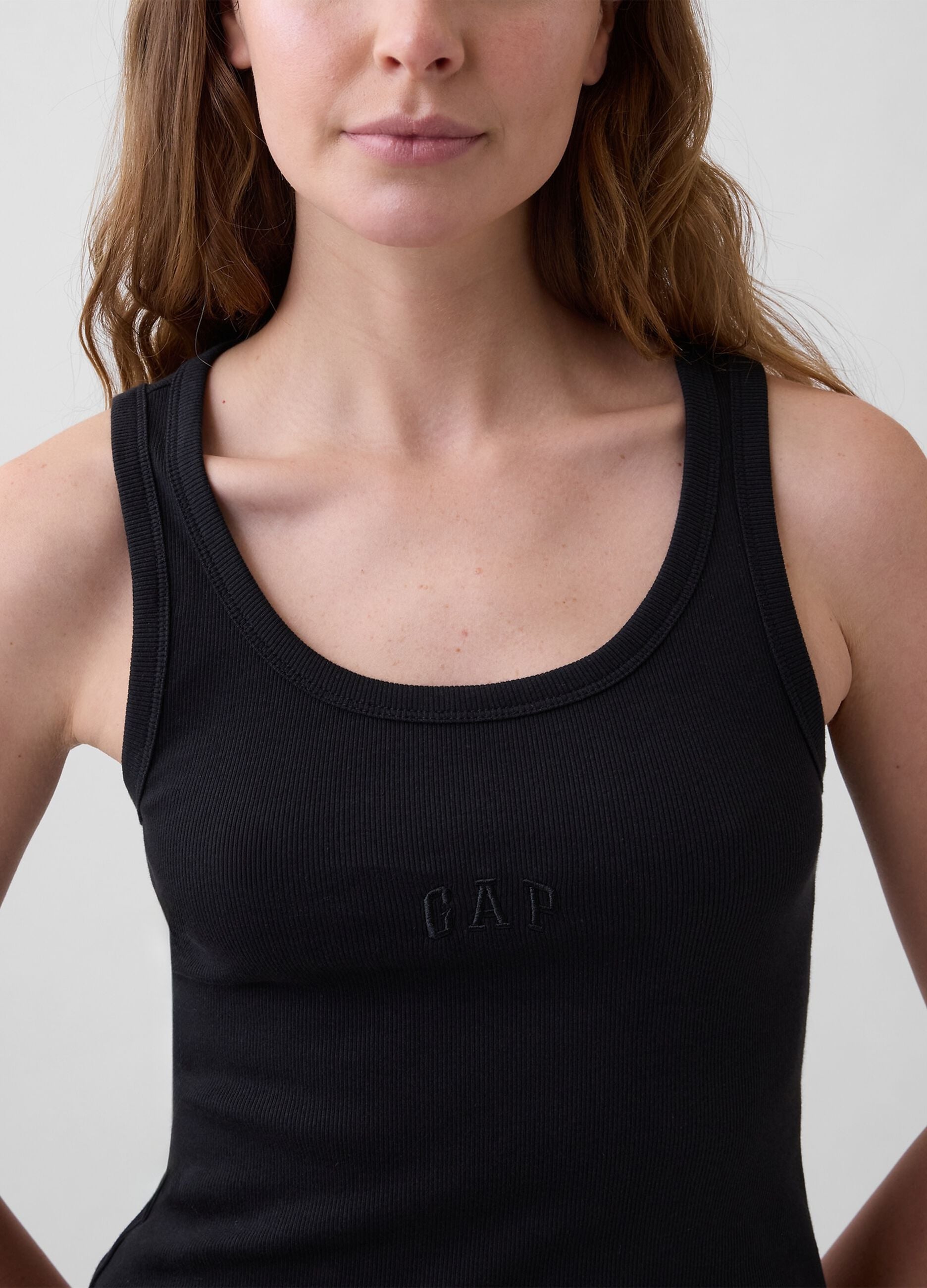 Tank top in cotone elasticizzato con logo GAP