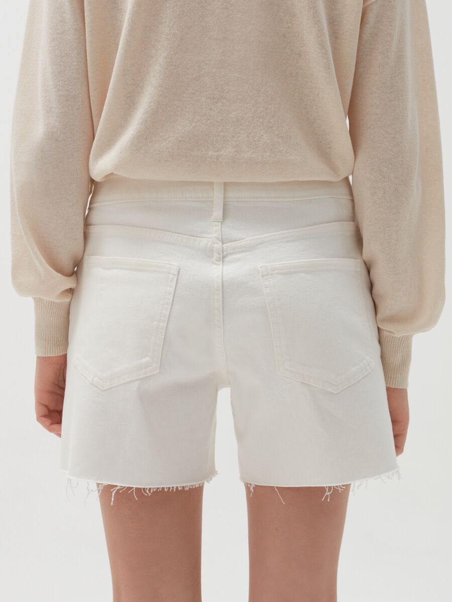 Shorts in denim tinta unita Donna_2