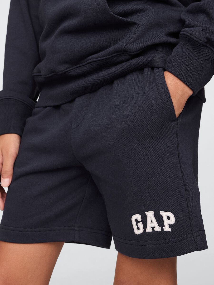 Navy blue shorts in cotton-polyester blend GAP Kids Boy_3