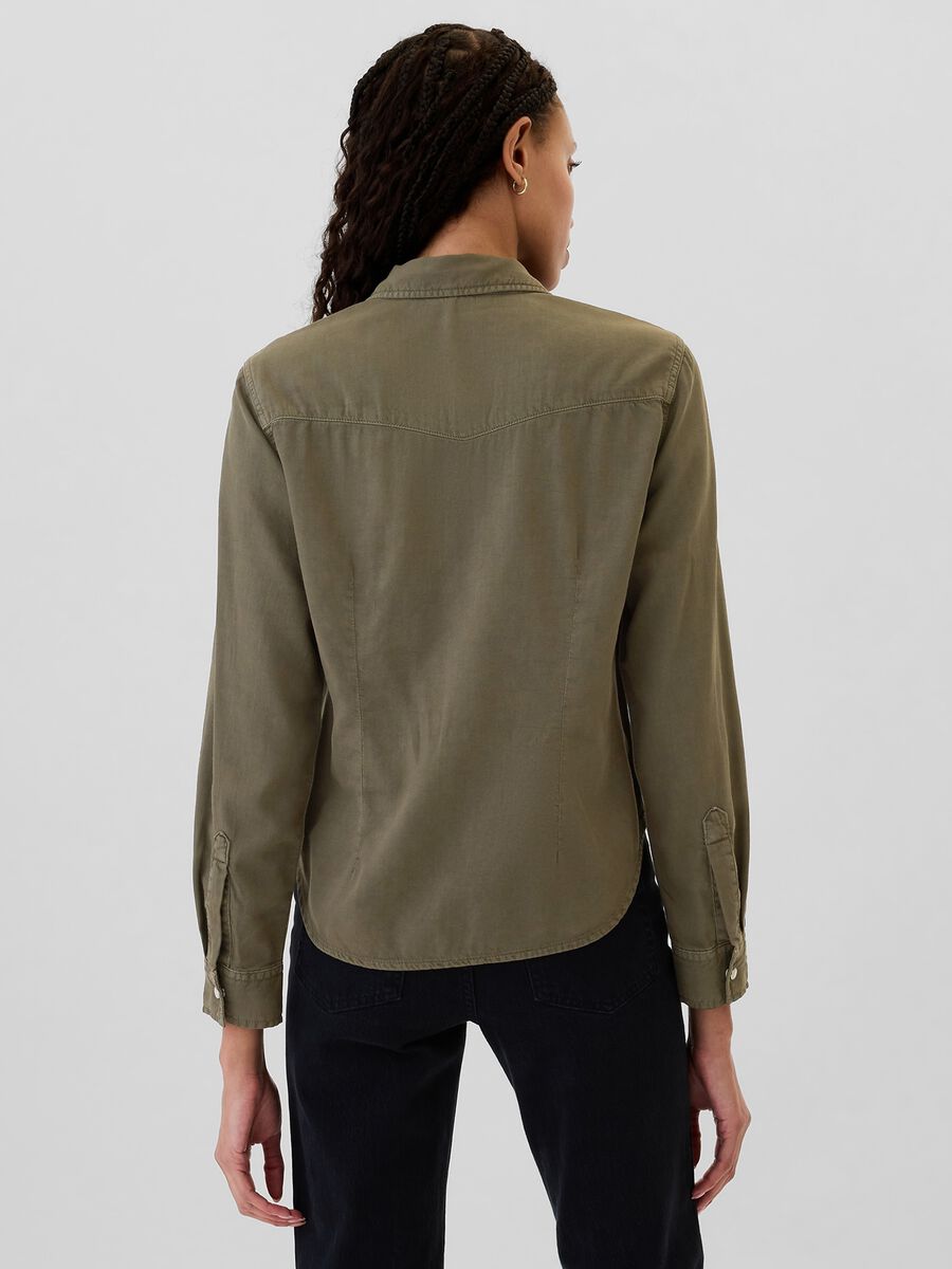 Western shirt in denim with pearl buttons Woman_2